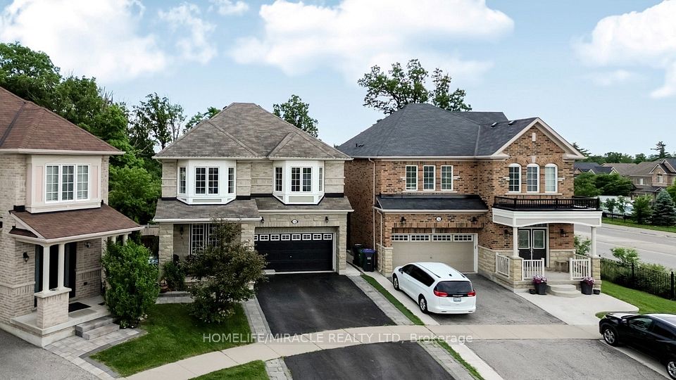 14 Adeline Court, Brampton, On L6y 0w9