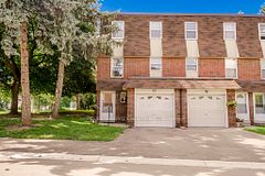 235 Bronte Street S 57, Milton, On L9t 3v8
