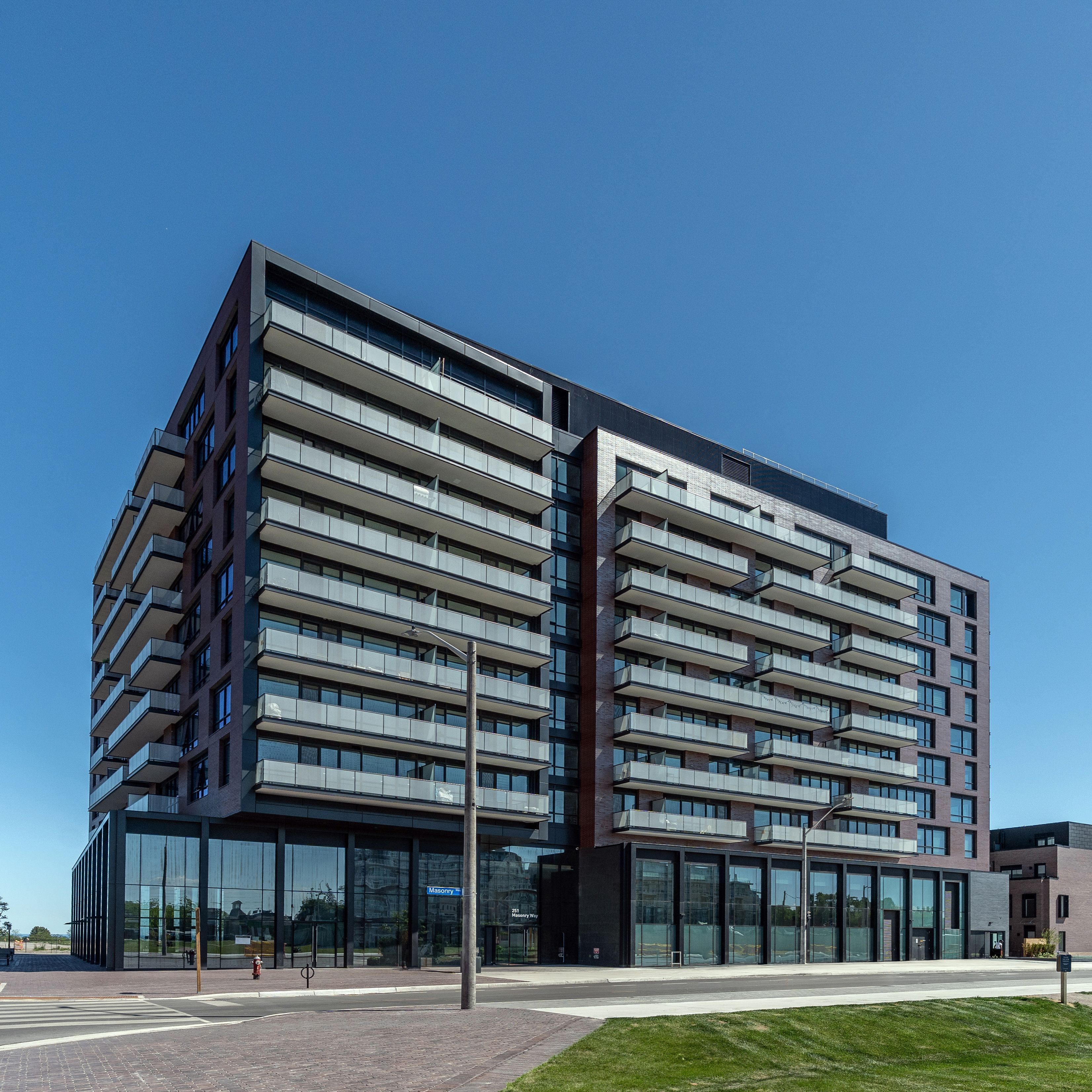 251 Masonry Way 201, Mississauga, On L5h 0b3