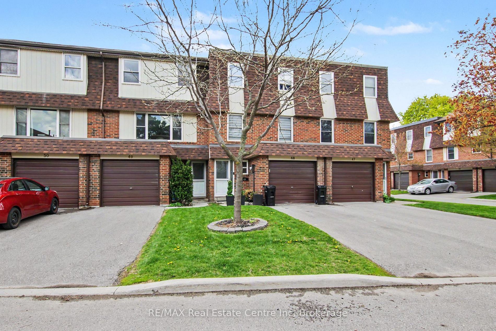 371 Bronte Street S 49, Milton, On L9t 3k5
