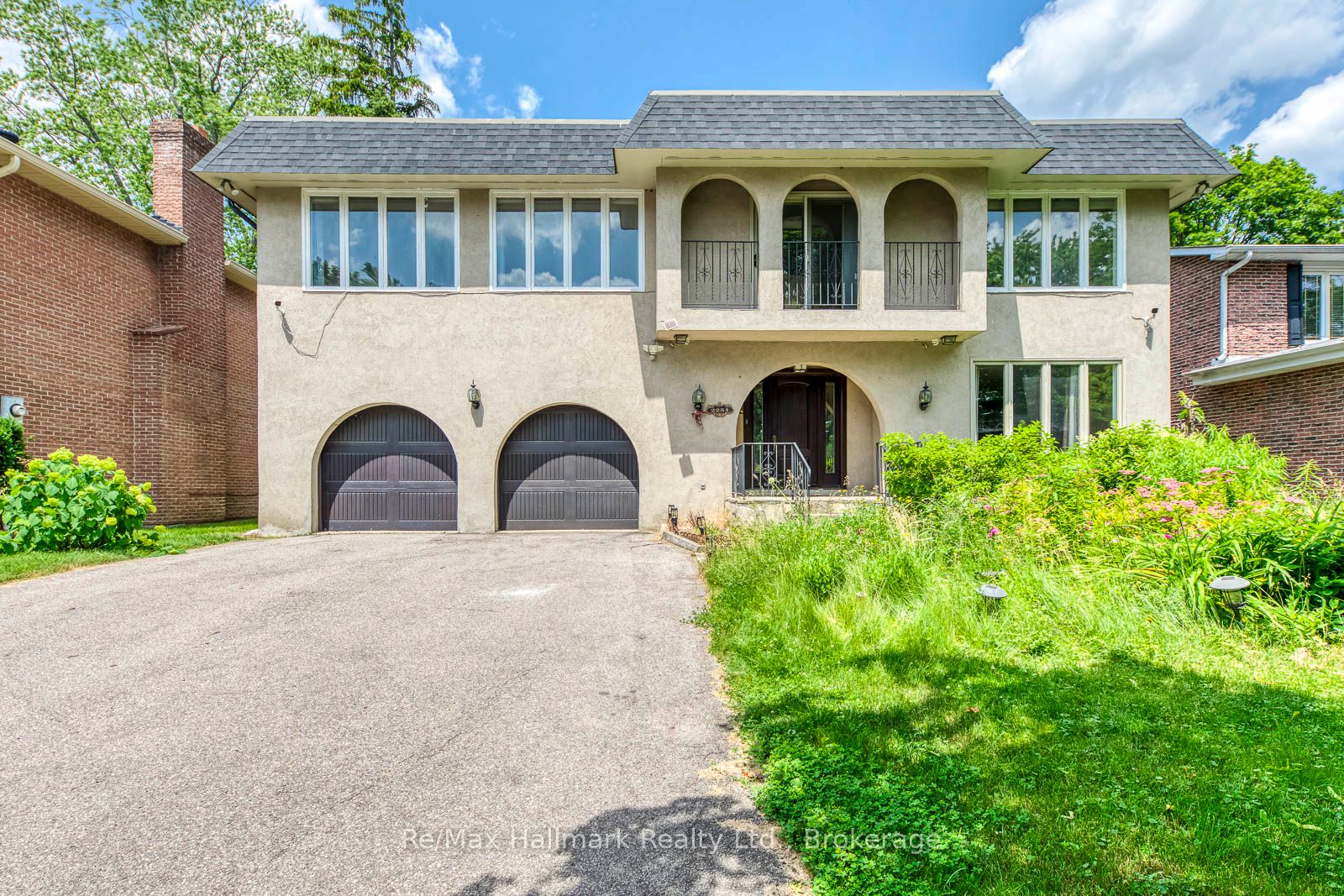 2251 Bennington Gate, Oakville, On L6j 5z3