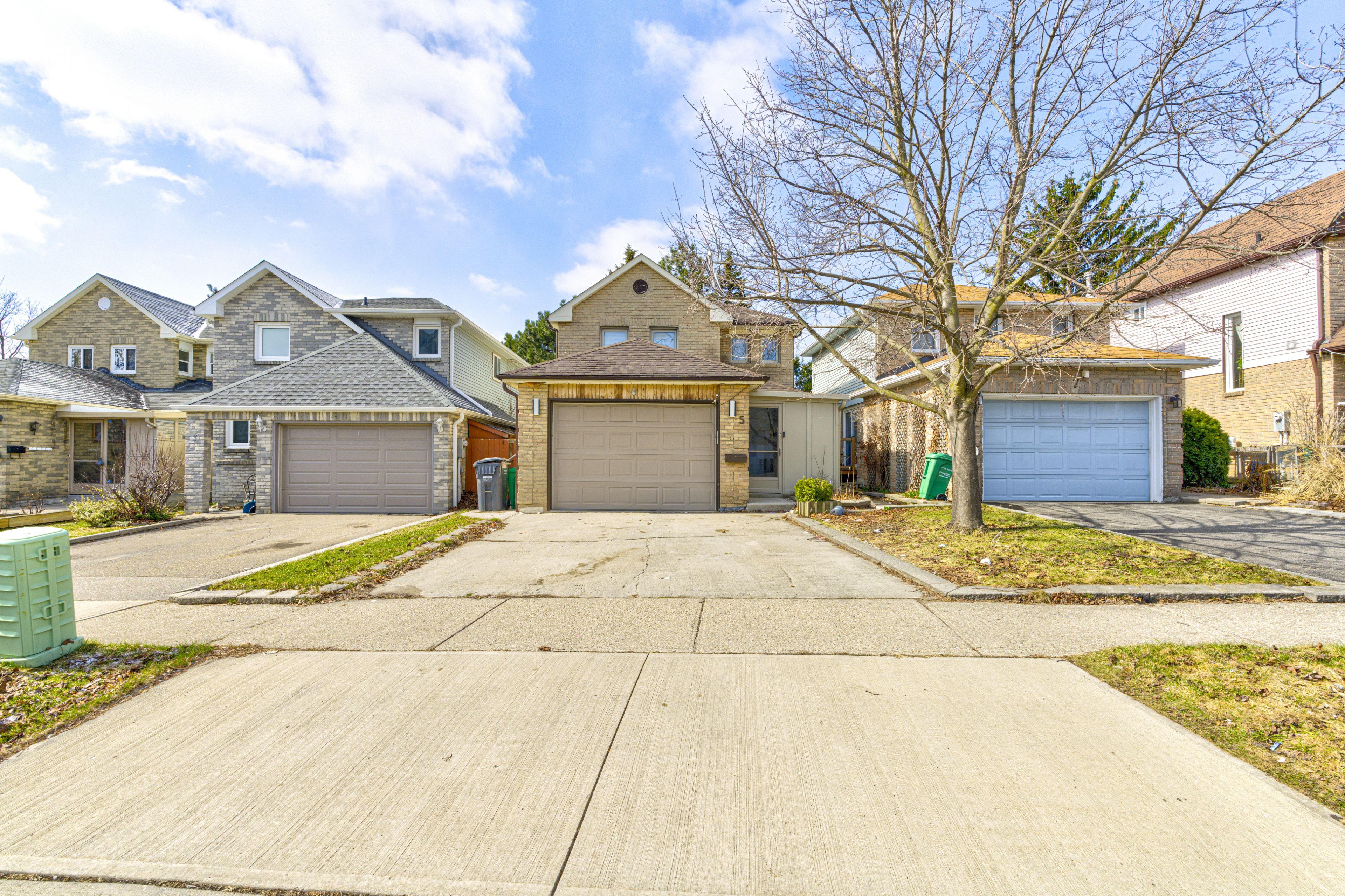 5 Roehampton Crescent, Brampton, On L6y 2r3