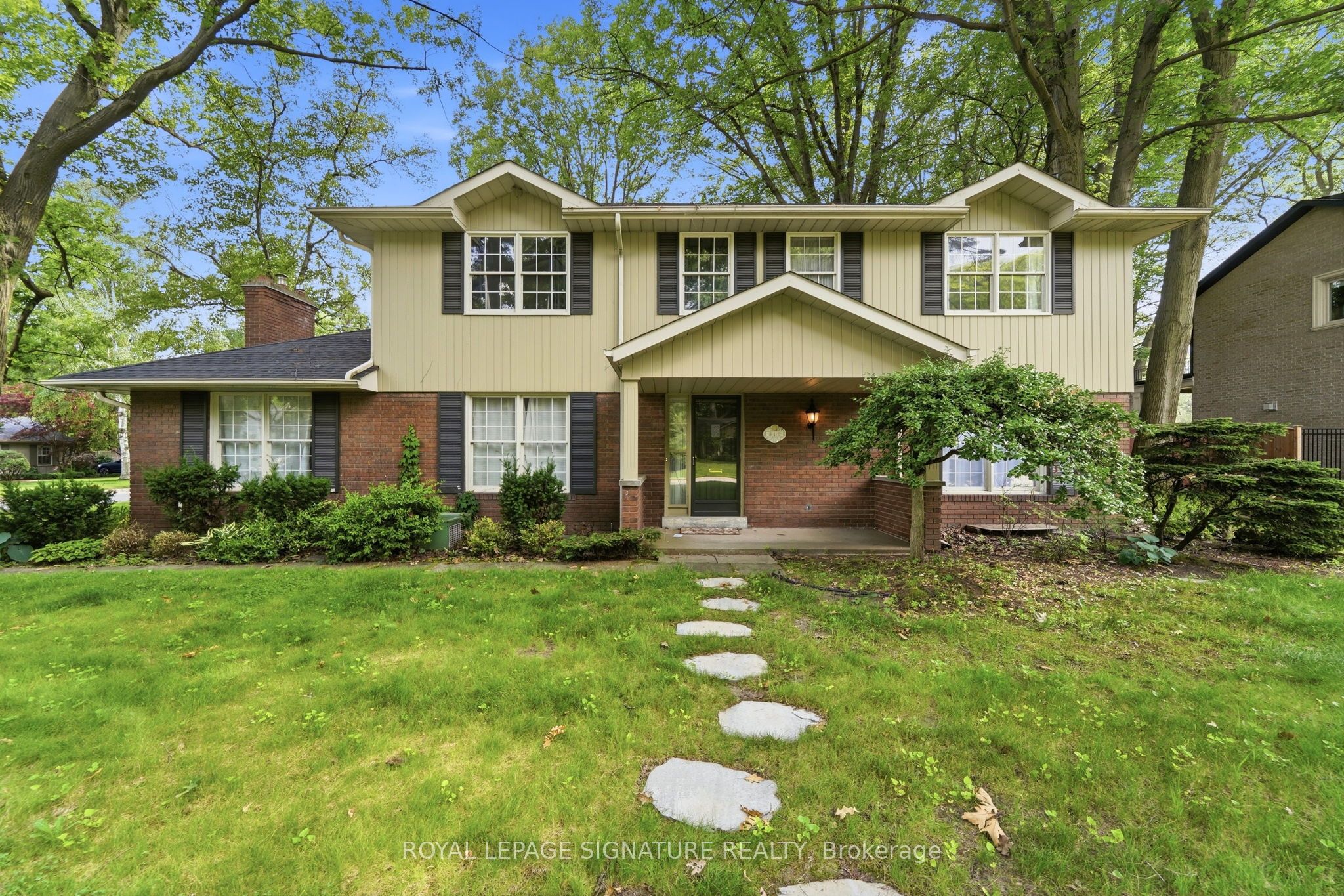 312 Dalewood Drive, Oakville, On L6j 4p5