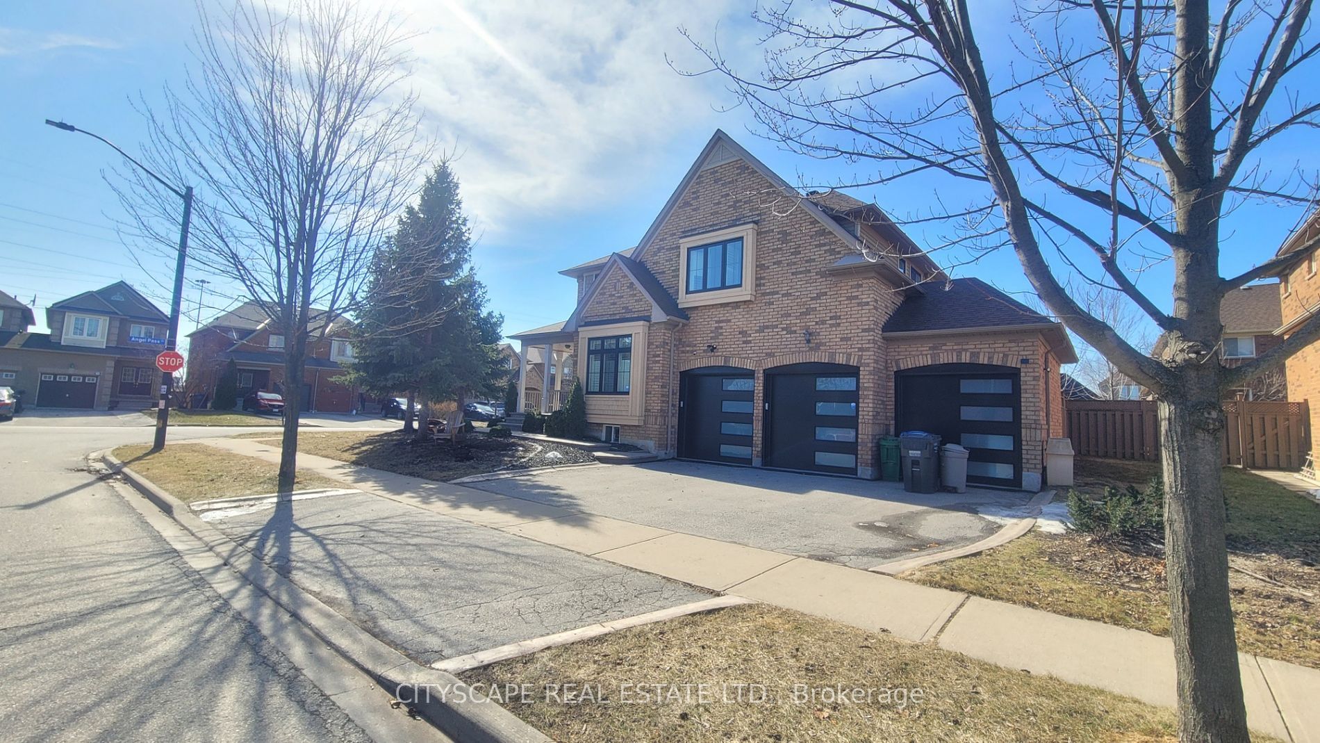 3211 Angel Pass (Secondary Dwelling) Drive, Mississauga, On L5m 7j6