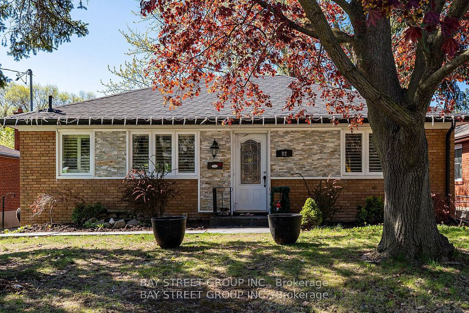 82 Exbury Road Basement, Toronto, On M3m 1r1