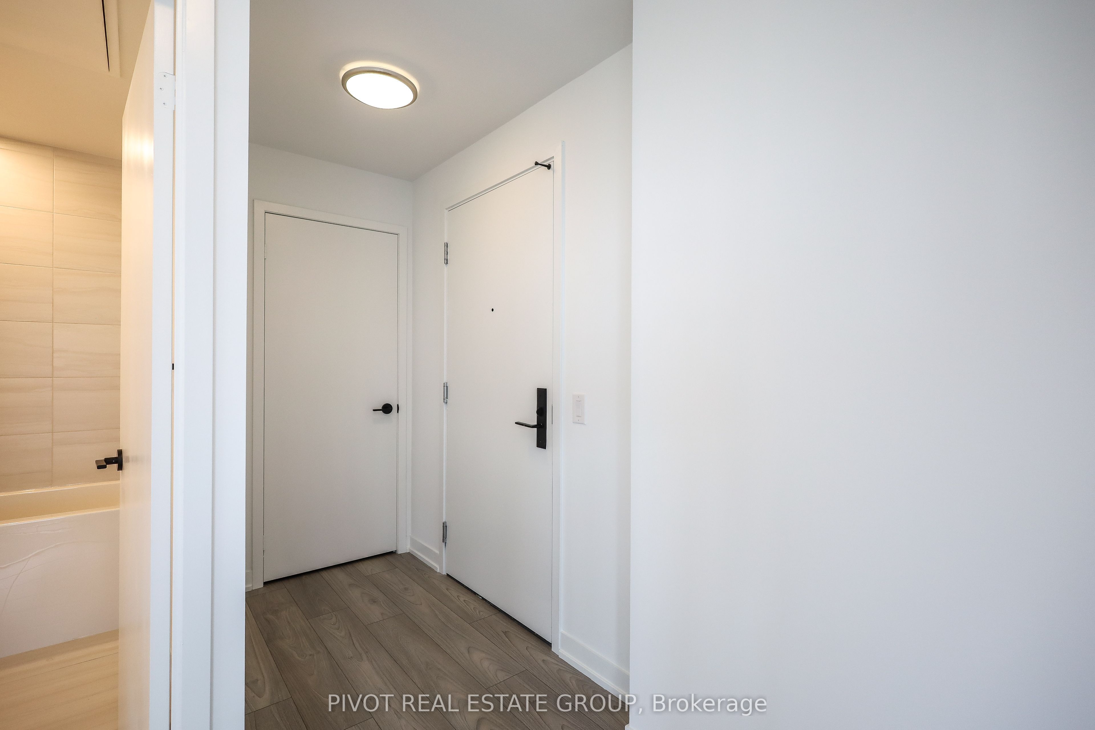 285 Dufferin Street 1508, Toronto, On M6k 0j2