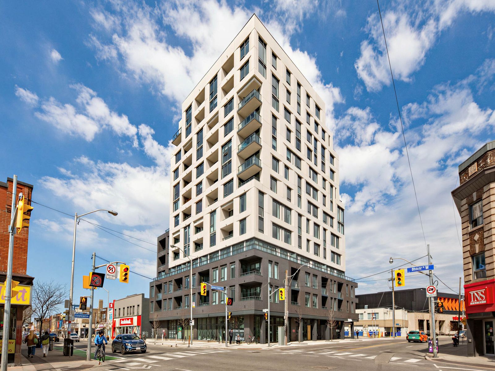 758 Dovercourt Road 1102, Toronto, On M6h 0g7