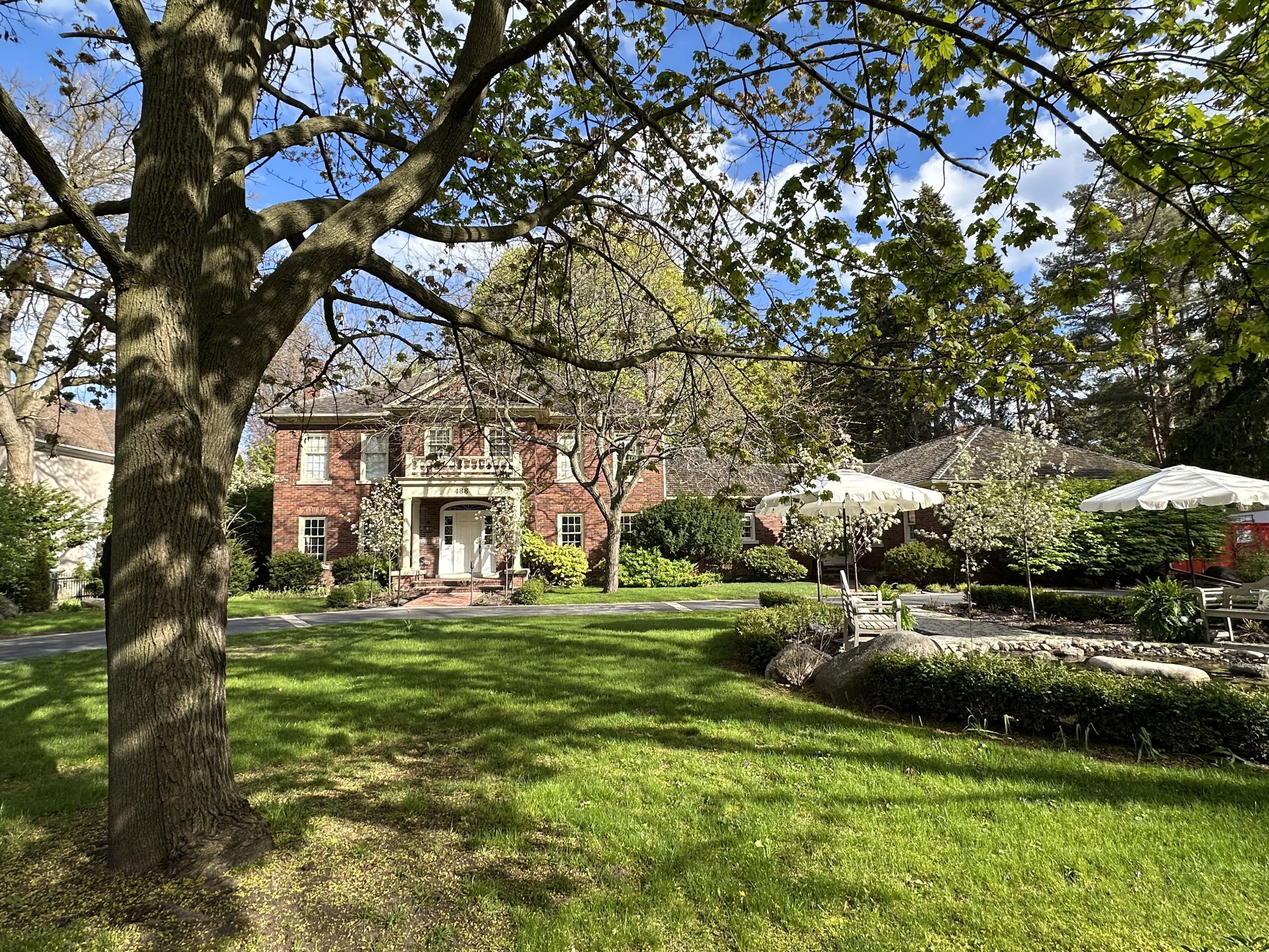 488 Macdonald Road, Oakville, On L6j 2b9