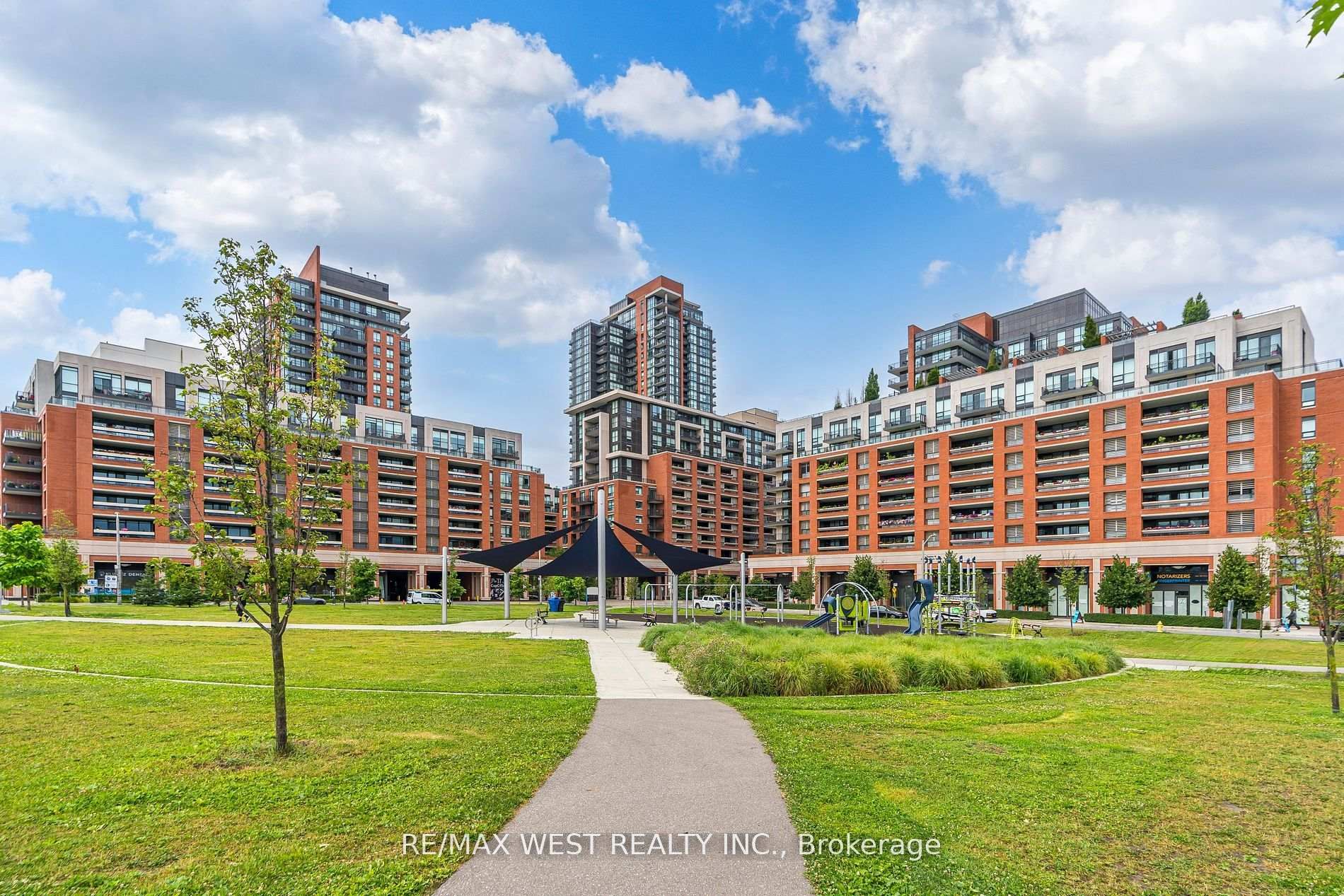 830 Lawrence Avenue W 803, Toronto, On M6a 0a2