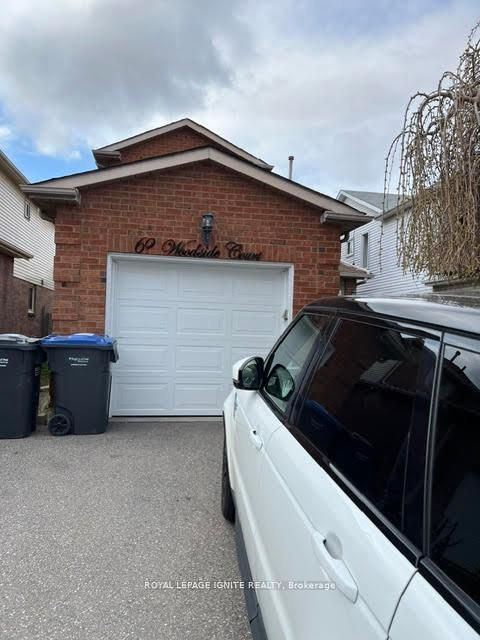 62 Woodside Court, Brampton, On L6y 3z2