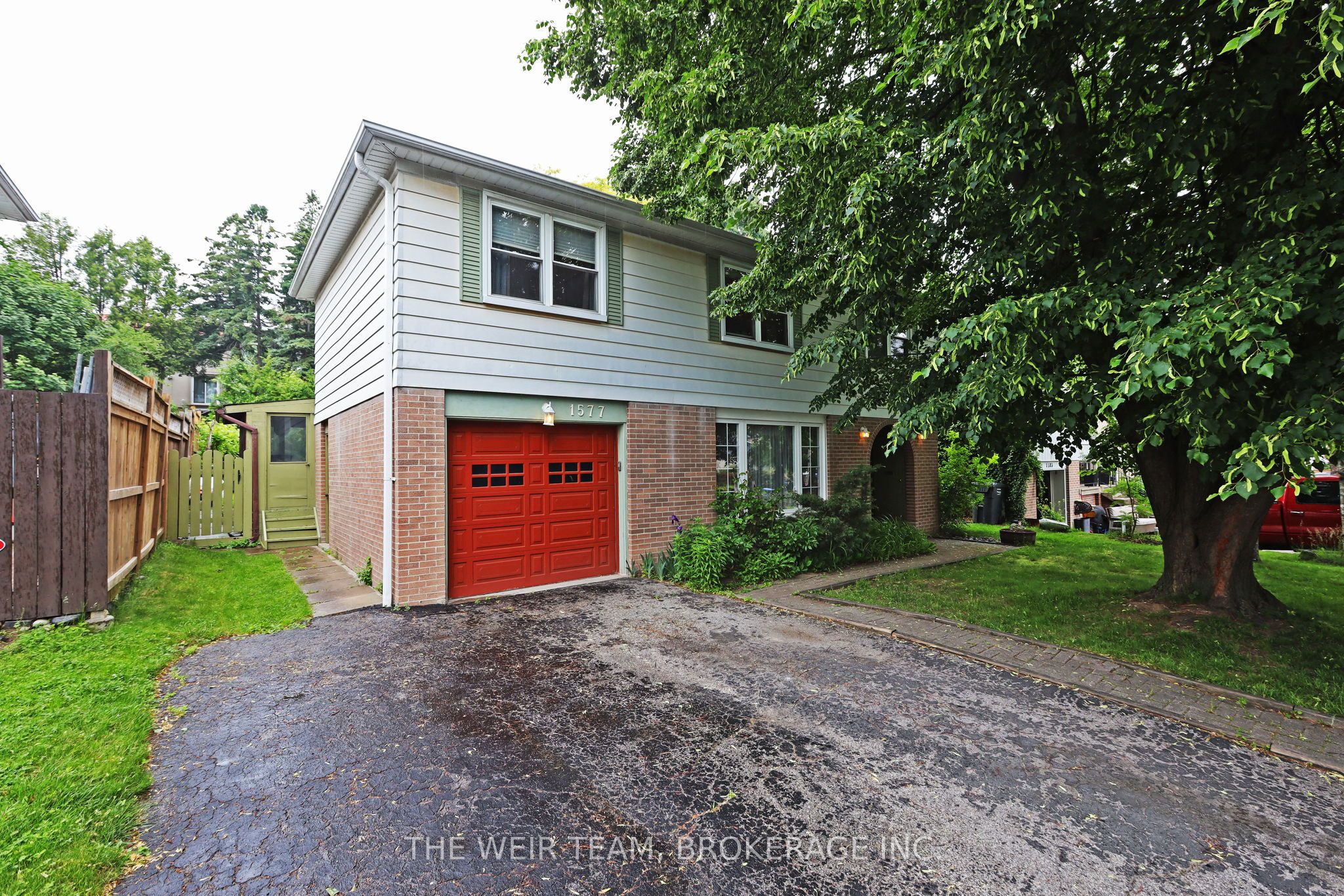 1577 Otterby Road, Mississauga, On L4x 1w8