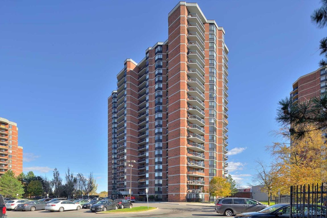 236 Albion Road 308, Toronto, On M9w 6a6