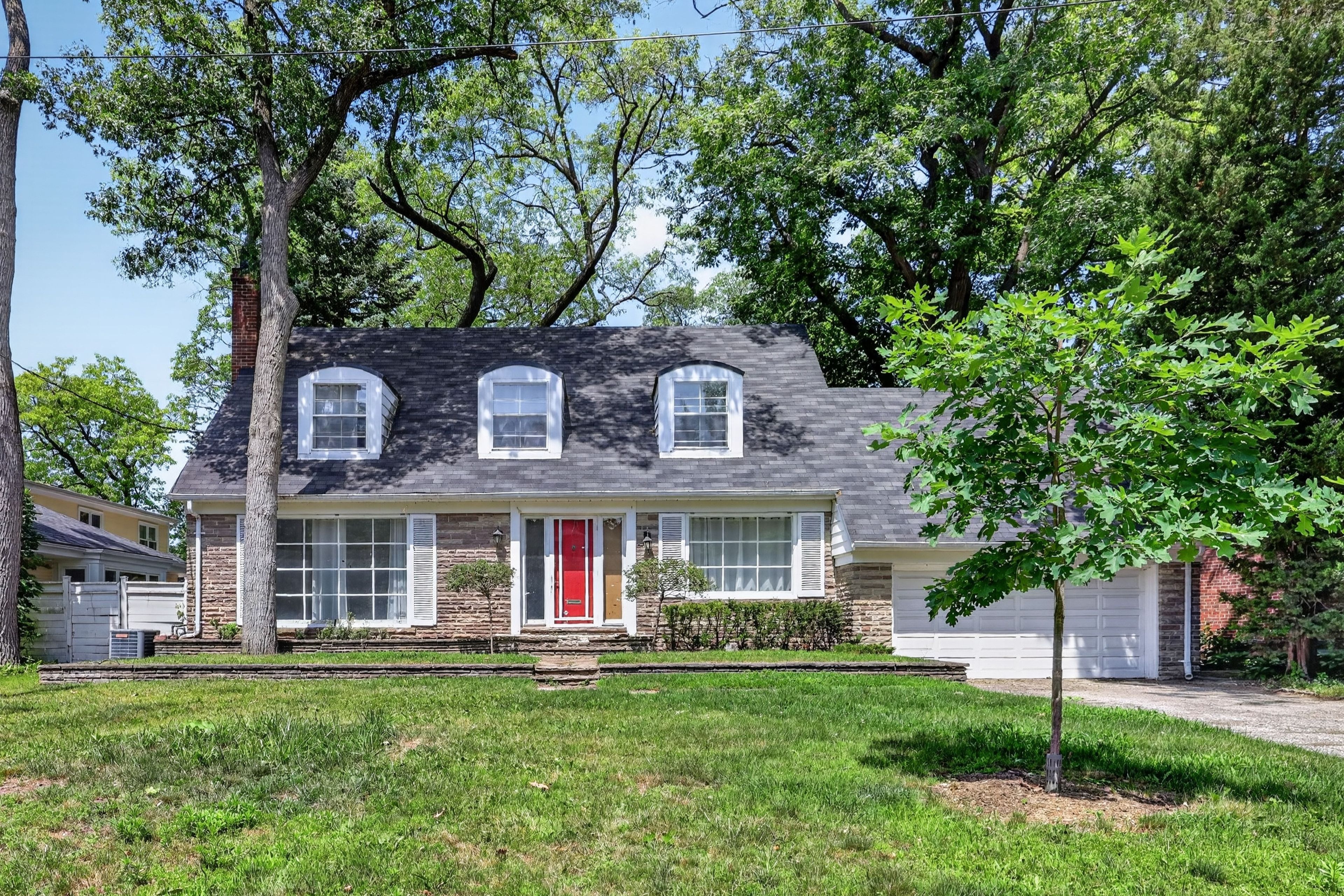 52 Valecrest Drive, Toronto, On M9a 4p6