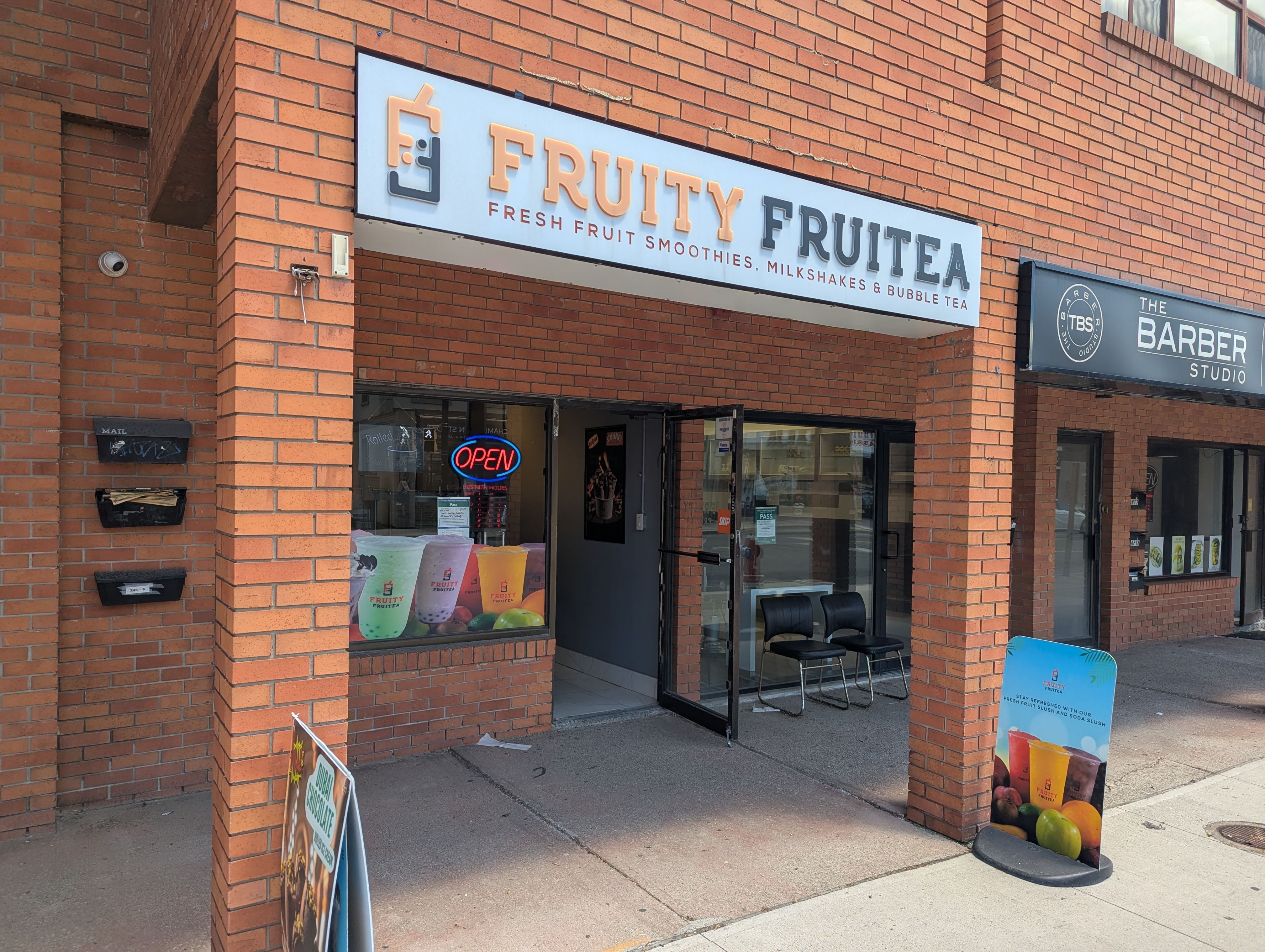 245 Queen Street S 6, Mississauga, On L5m 1l7