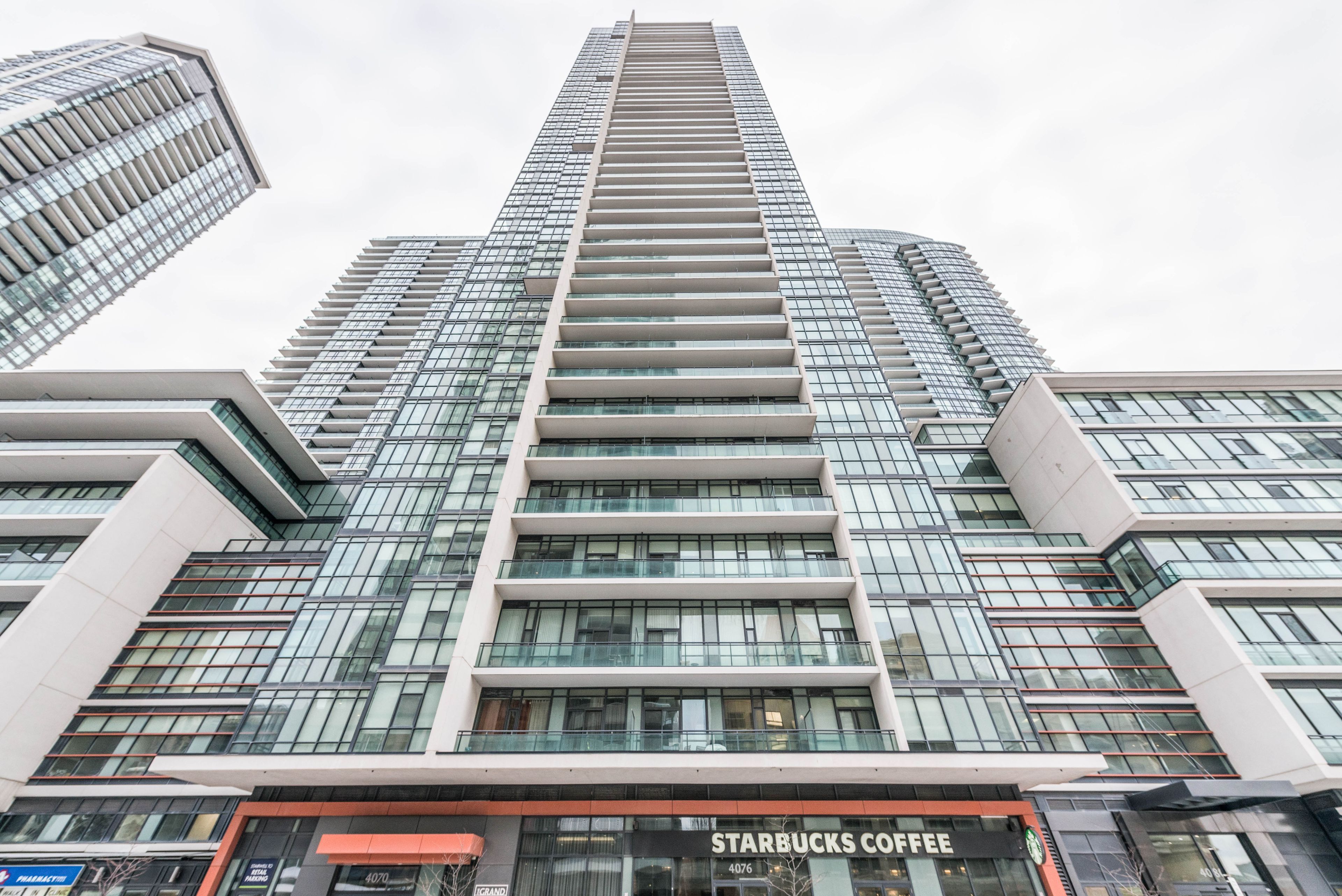 4070 Confederation Parkway 2204, Mississauga, On L5b 0e9