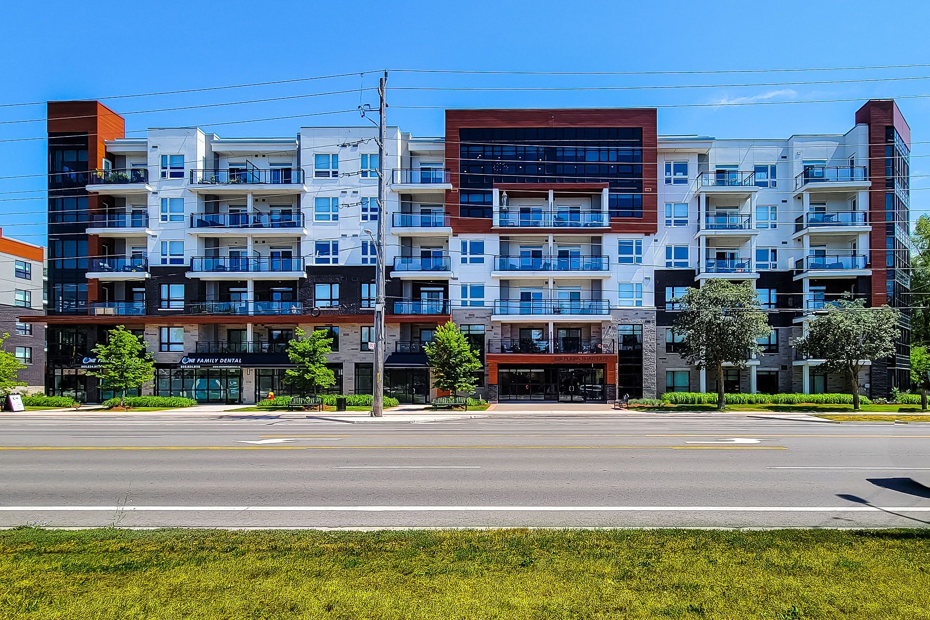 320 Plains Road E 212, Burlington, On L7t 2c8