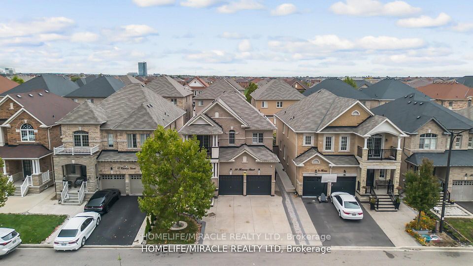 10 Kenora Street, Brampton, On L6x 5n8