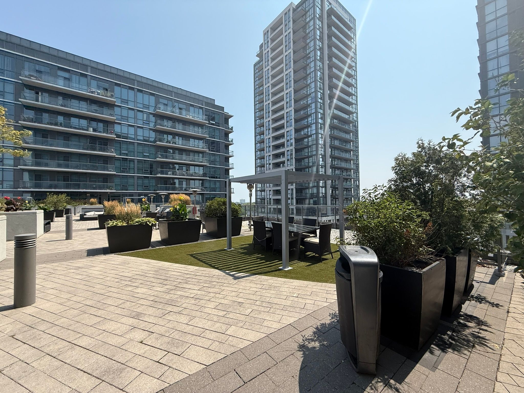 1185 The Queensway Street 1211, Toronto, On M8z 0c6