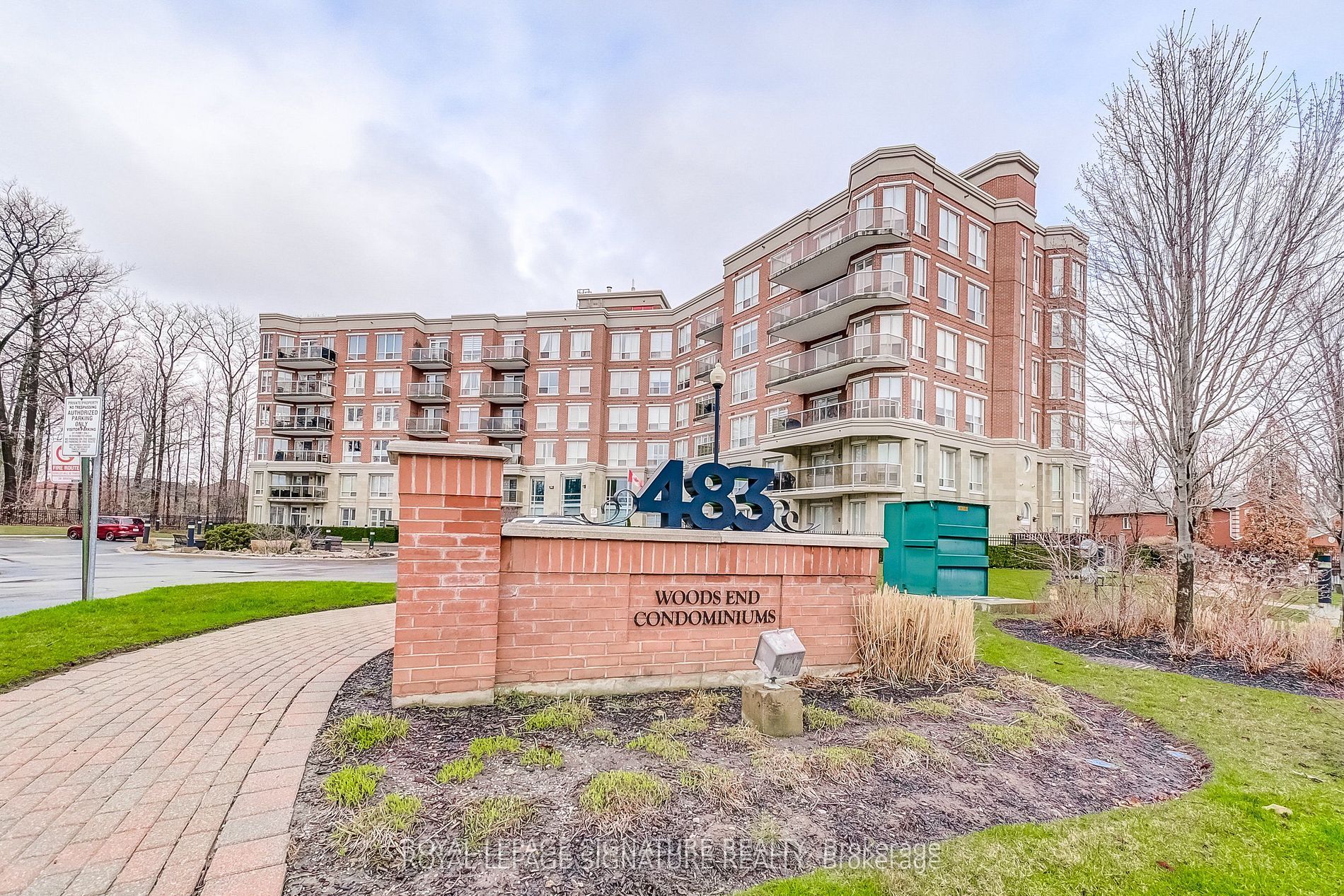 483 Faith Drive 301, Mississauga, On L5r 0a1