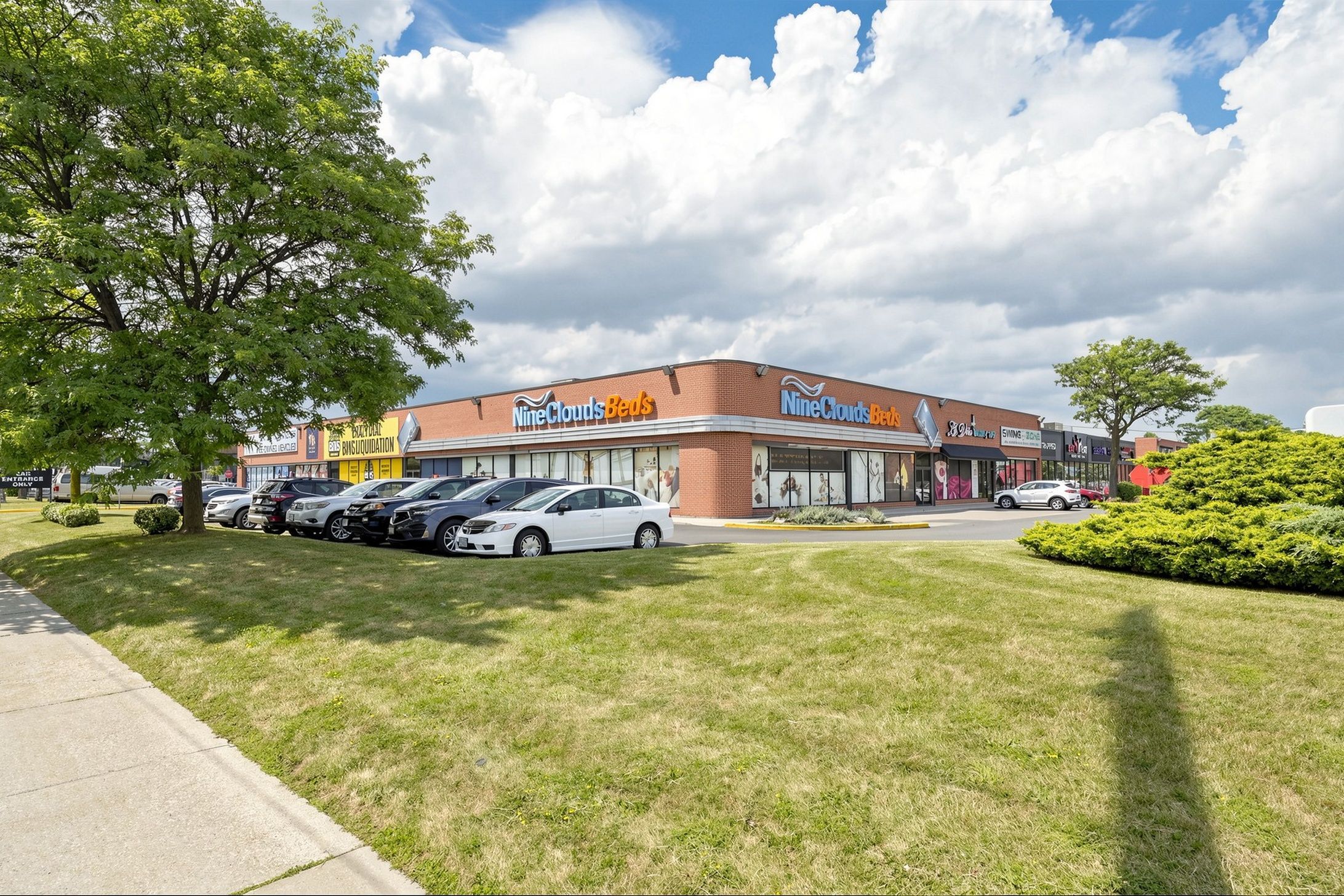 2273 Dundas Street W 2&3, Mississauga, On L5k 2l8