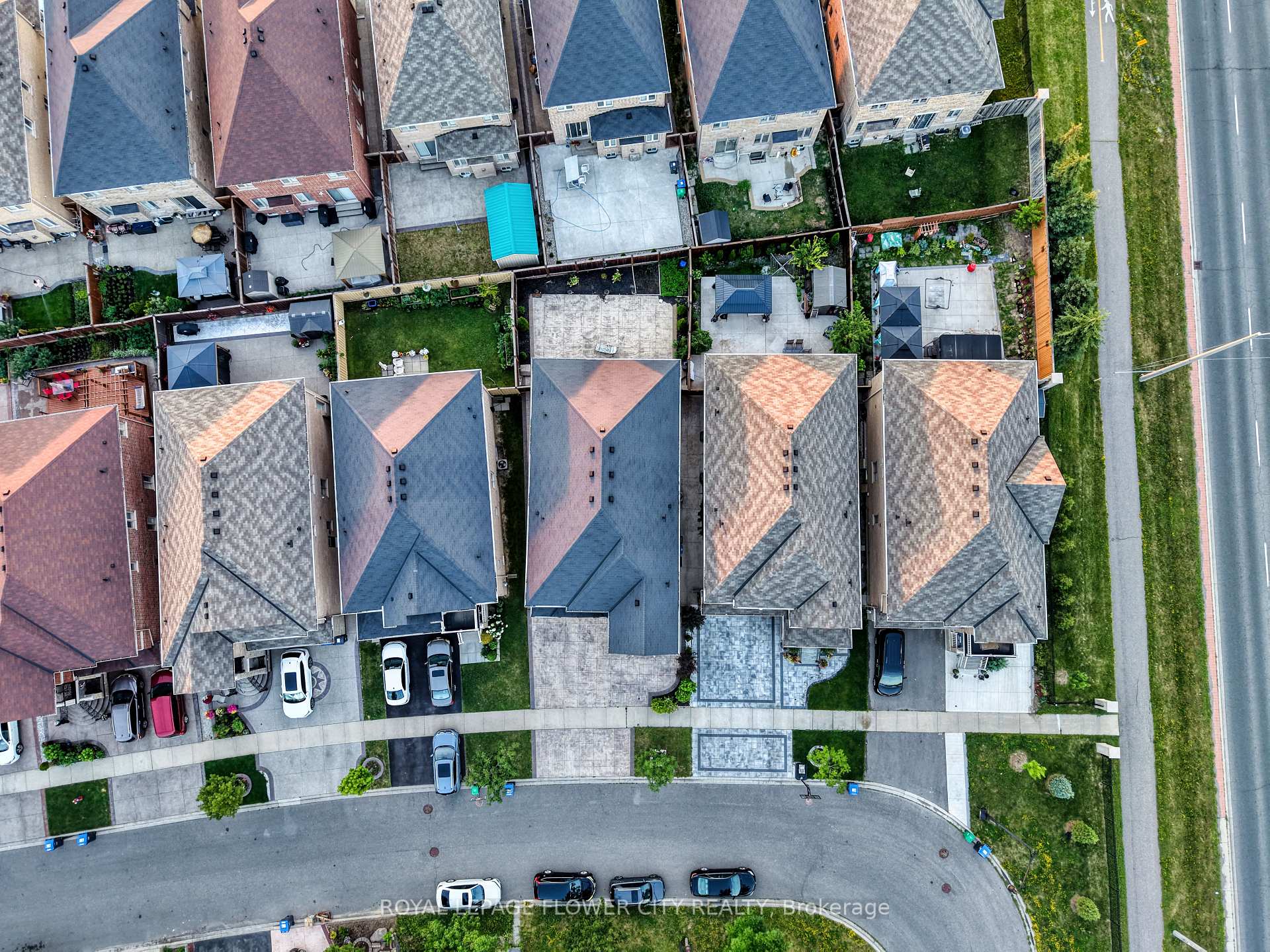 85 Ebury Drive, Brampton, On L6x 0e6