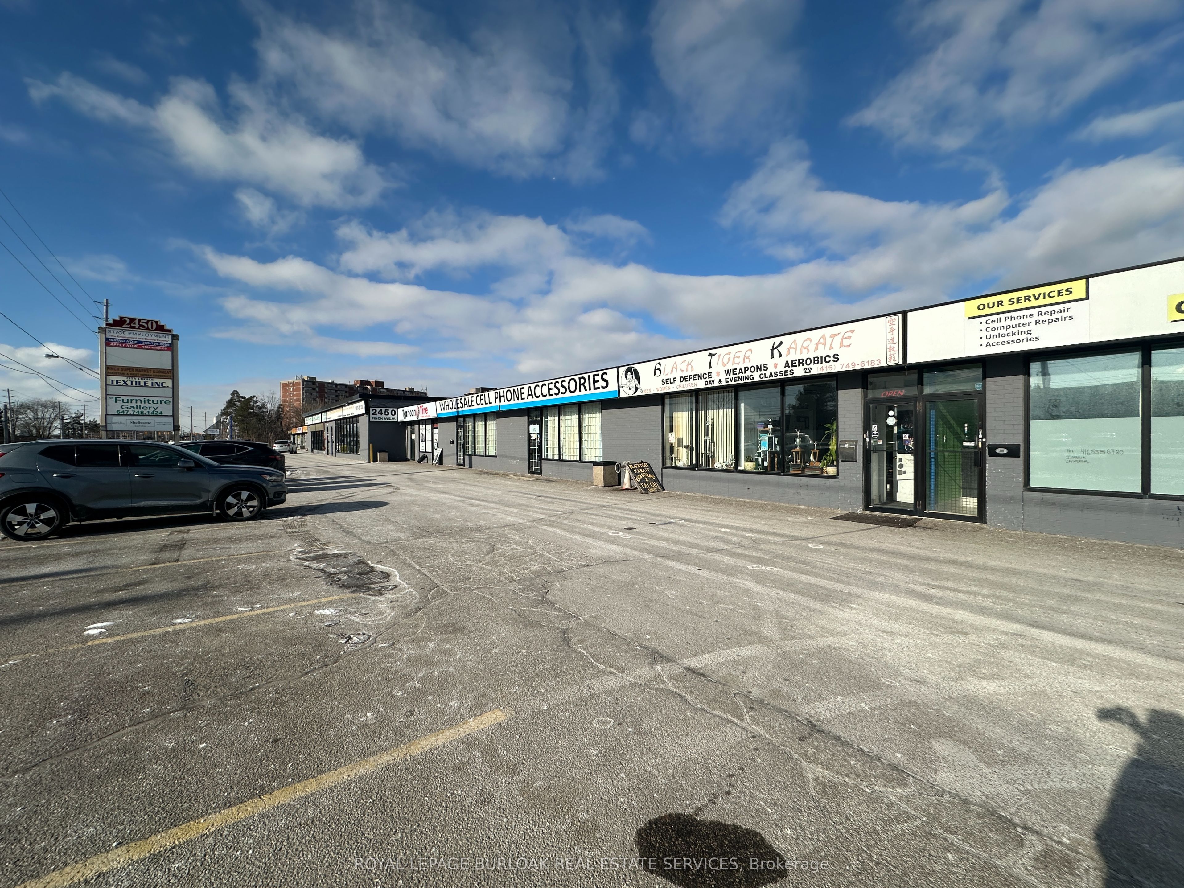 2450 Finch Avenue W 5a, Toronto, On M9m 2e9