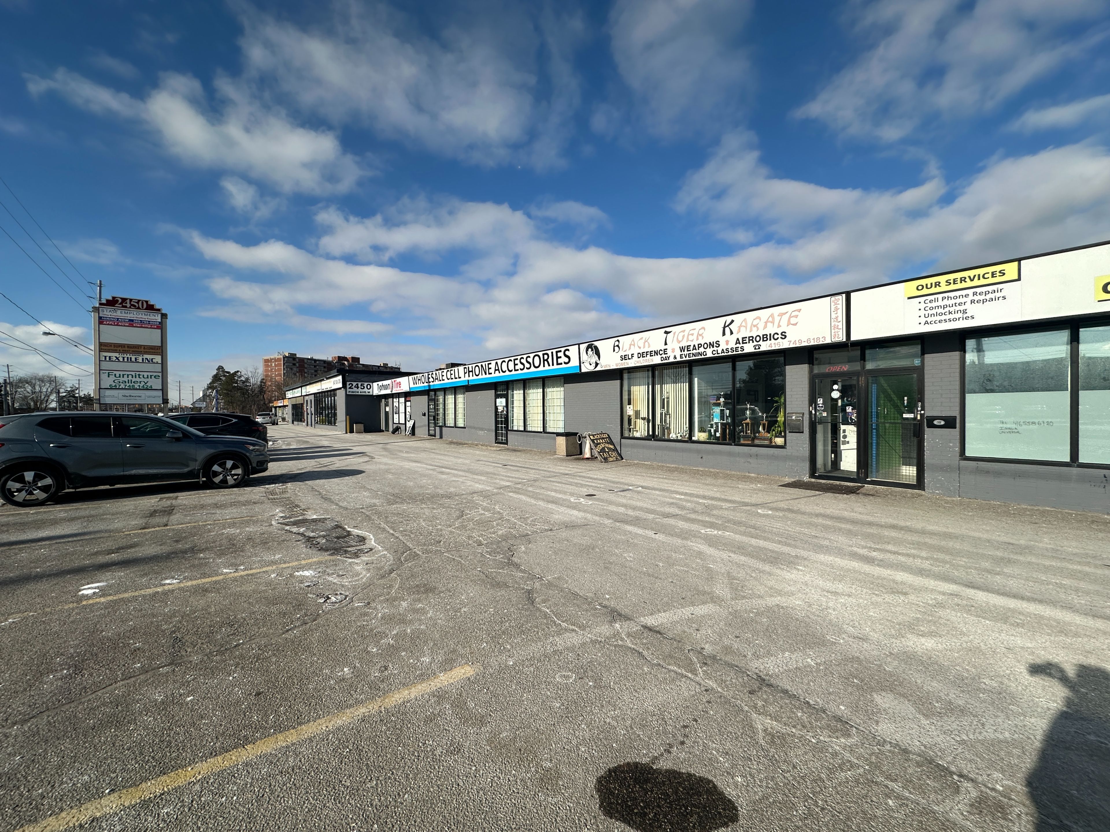 2450 Finch Avenue W 9, Toronto, On M9m 2e9