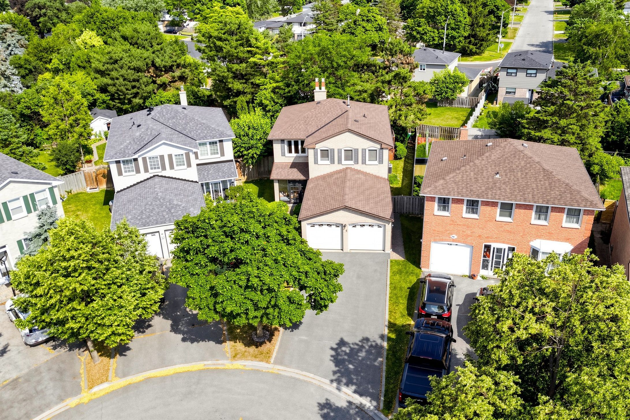 34 Granby Court, Brampton, On L6s 5k1
