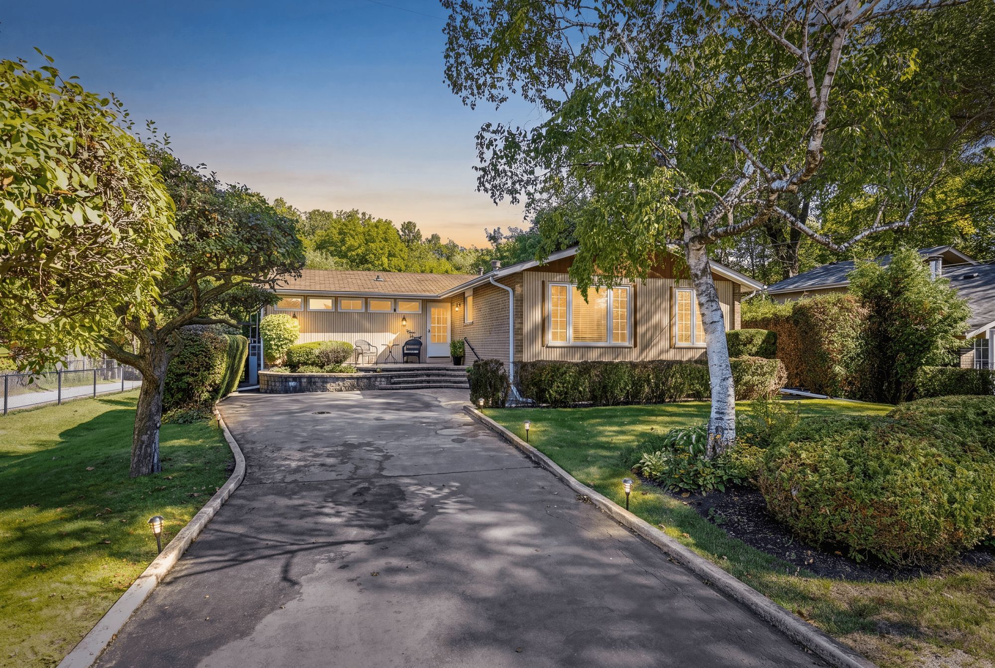 391 Bell Street, Milton, On L9t 2b2