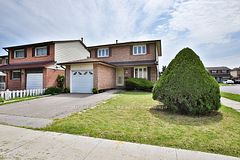 56 Cathy Jean Crescent, Toronto, On M9v 4t3