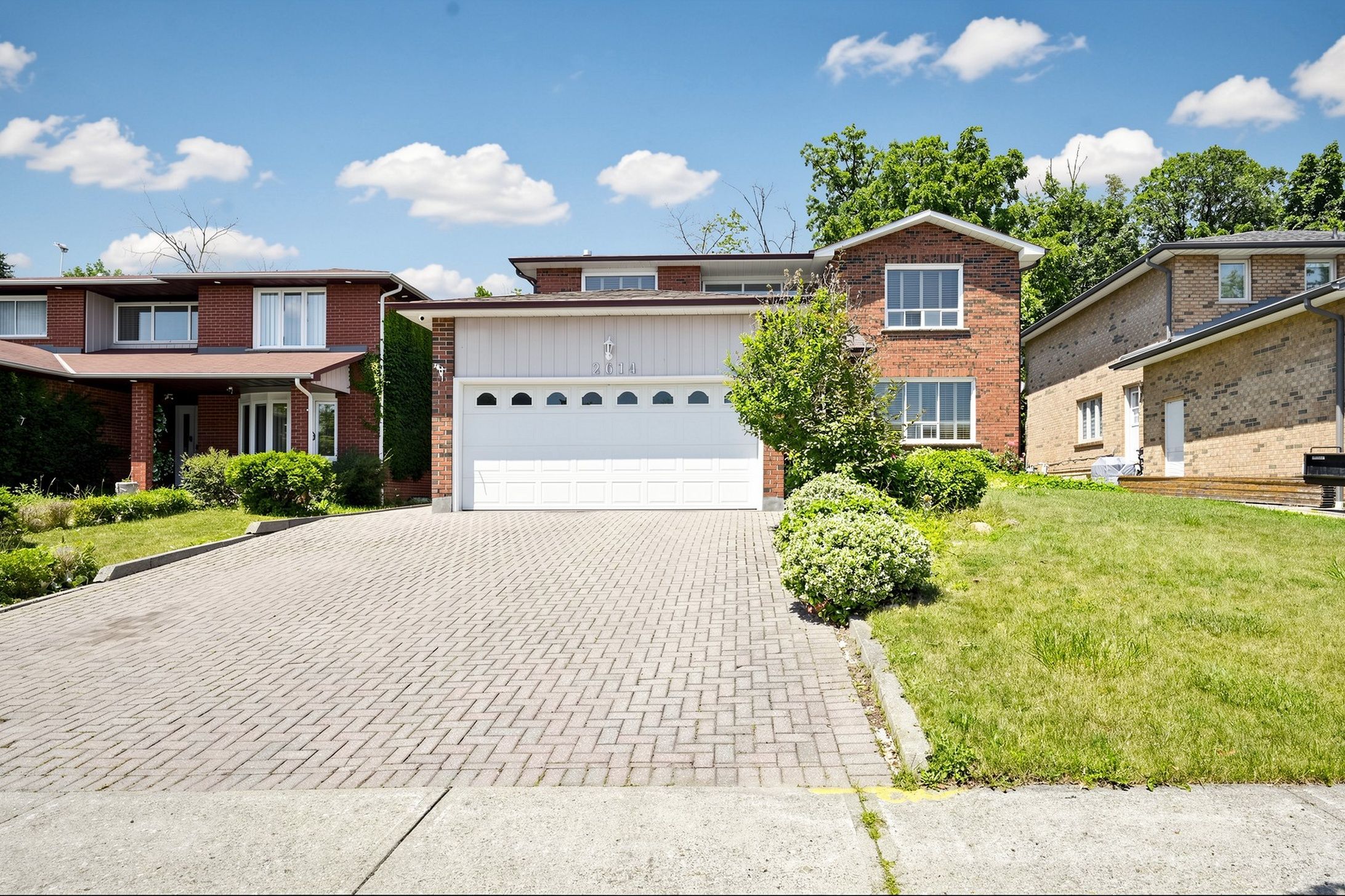 2614 Pollard Drive, Mississauga, On L5c 3h1