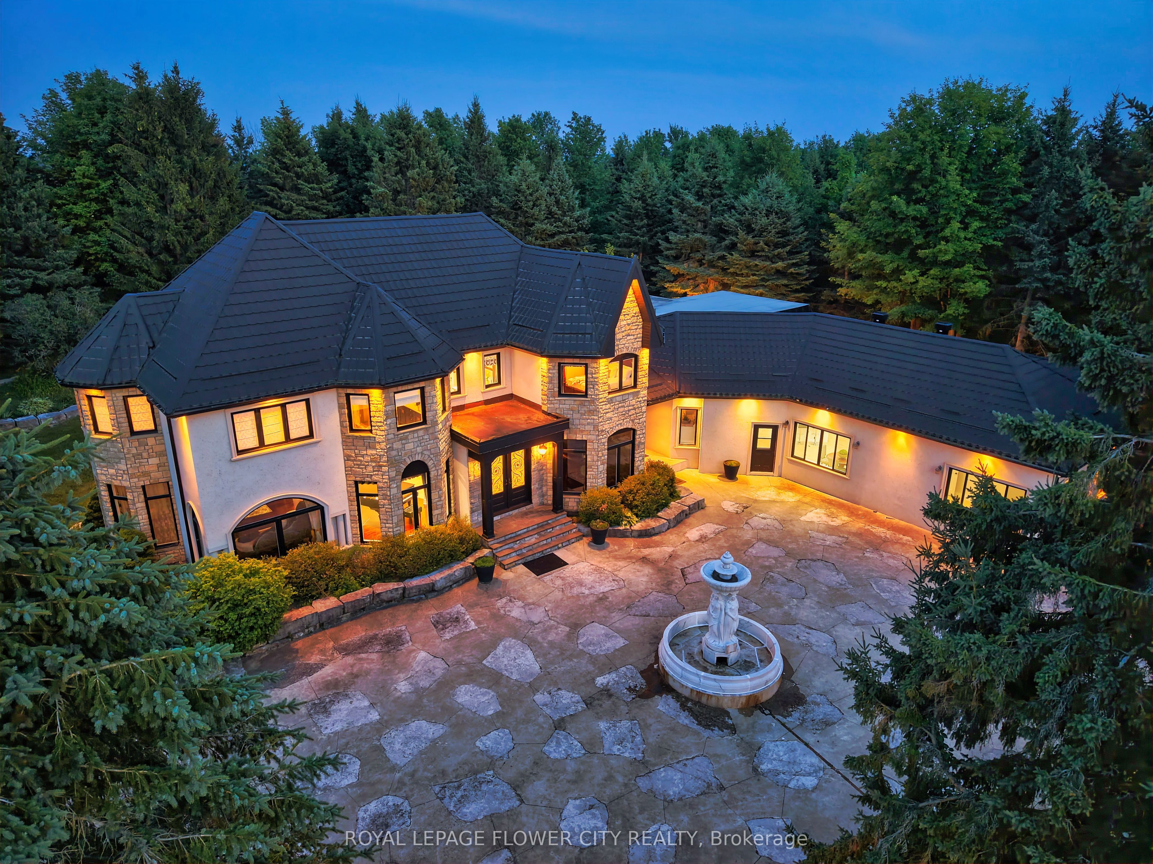 1 Flaherty Lane, Caledon, On L7k 2p2