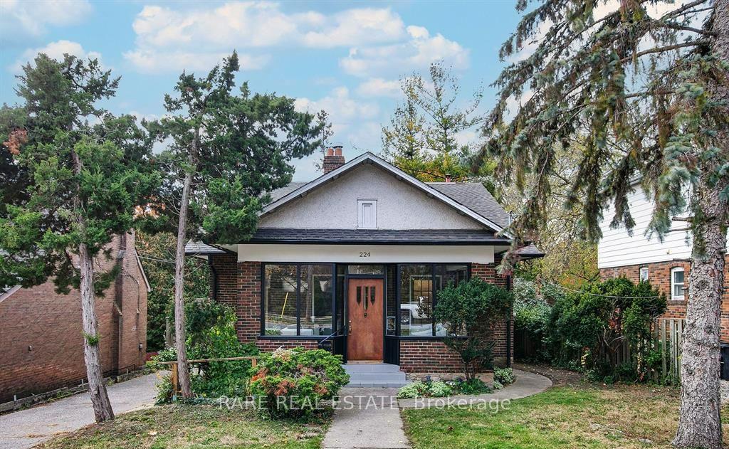 224 Ellis Avenue, Toronto, On M6s 2x2