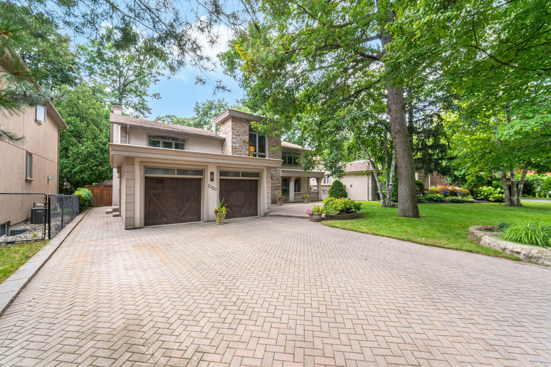 2130 Autumn Breeze Drive N, Mississauga, On L5b 1r4