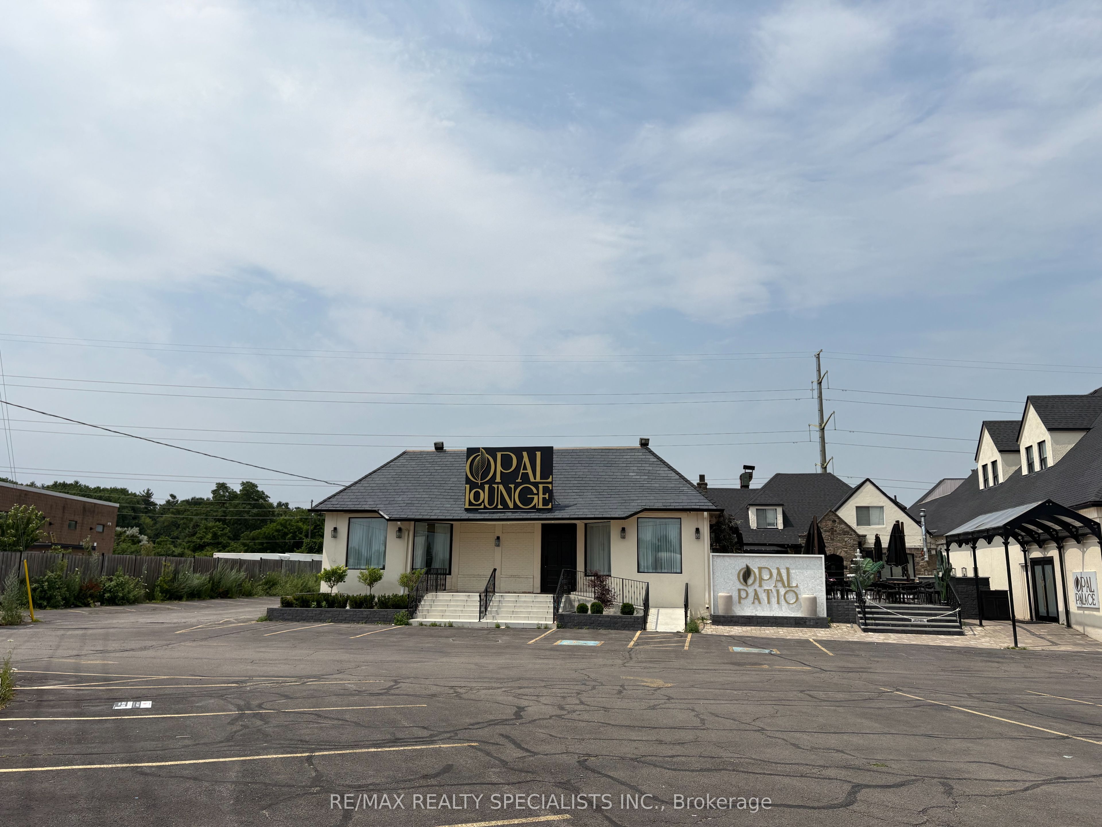 2273 Royal Windsor Drive, Oakville, On L6j 7x8