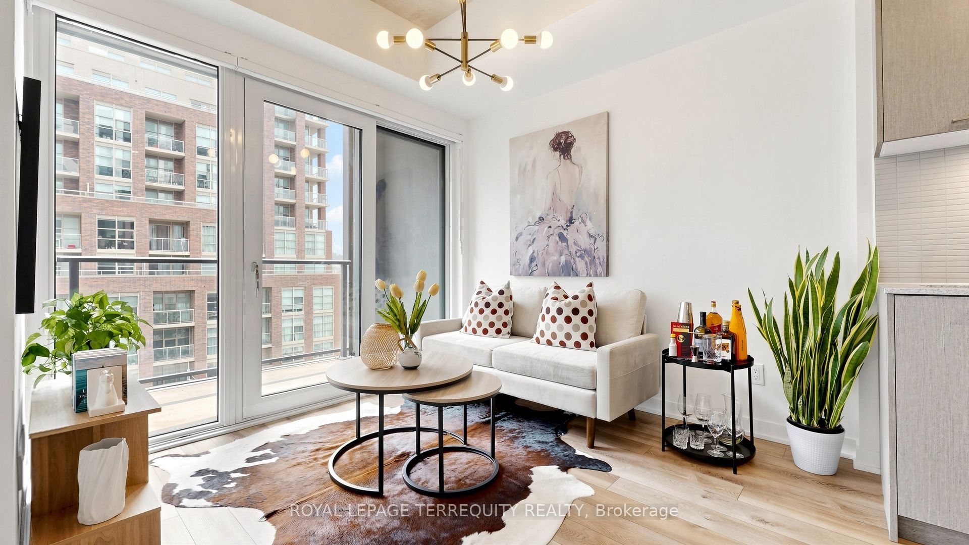 1808 St Clair Avenue W 510, Toronto, On M6n 0c1