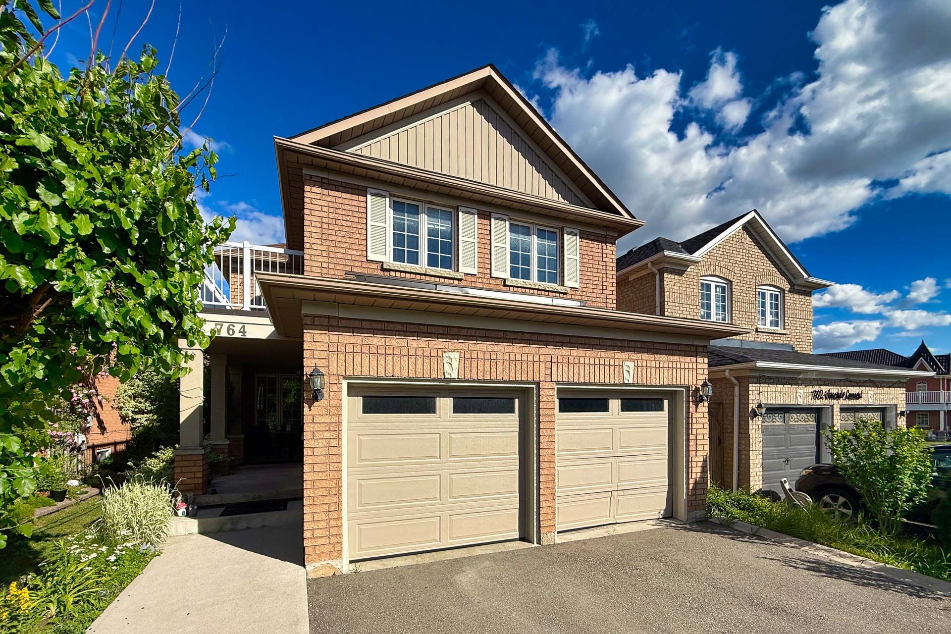 764 Avocado Crescent, Mississauga, On L5w 1h4