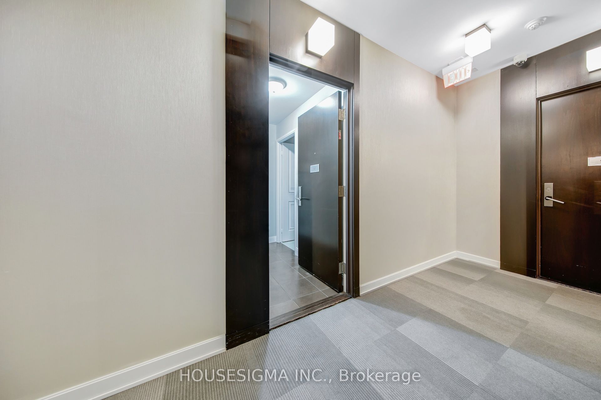 60 Absolute Avenue 507, Mississauga, On L4t 0a9