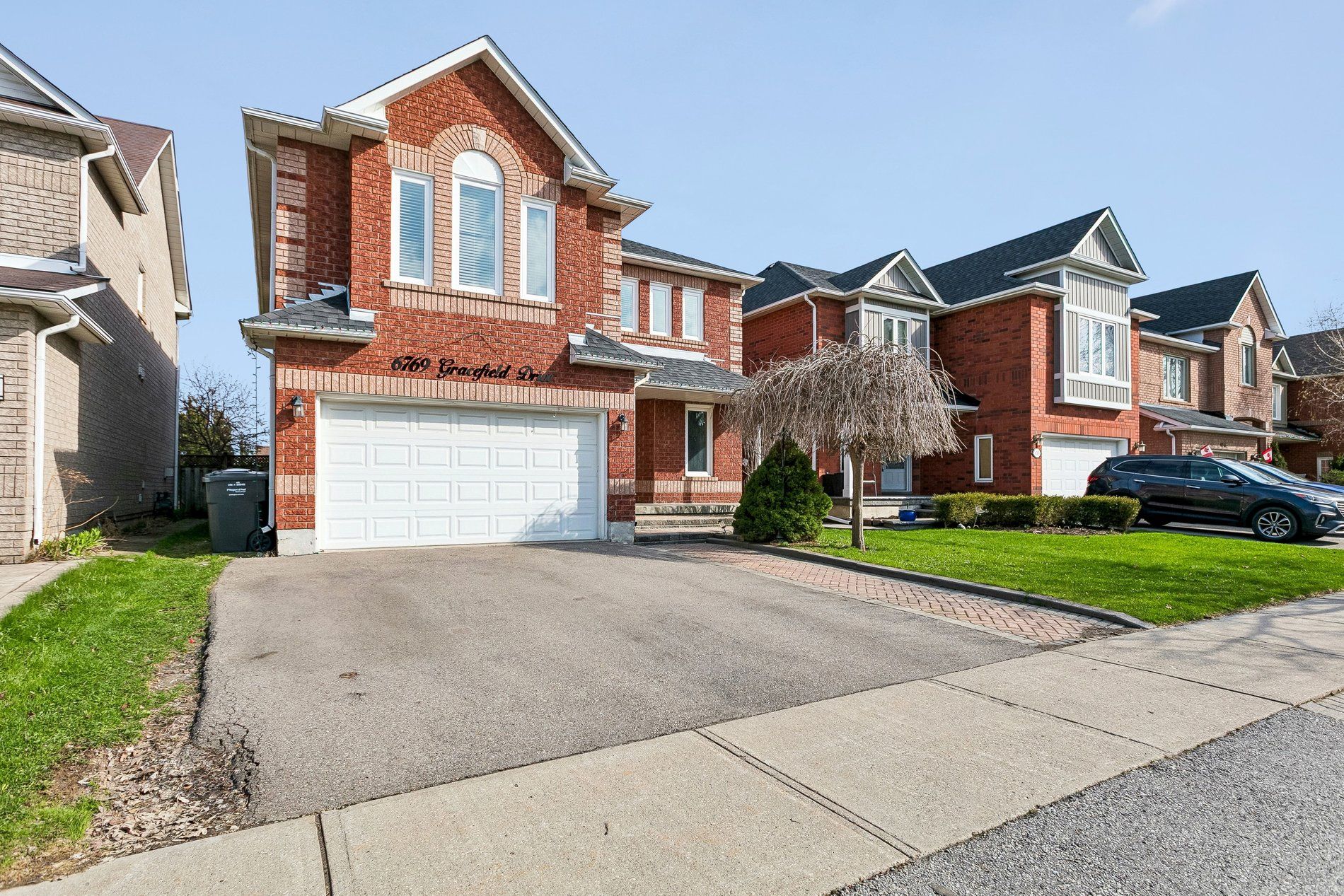 6769 Gracefield Drive, Mississauga, On L5n 6t5