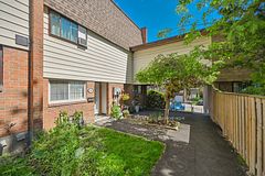 180 Mississauga Valley Boulevard 87, Mississauga, On L5a 3m2