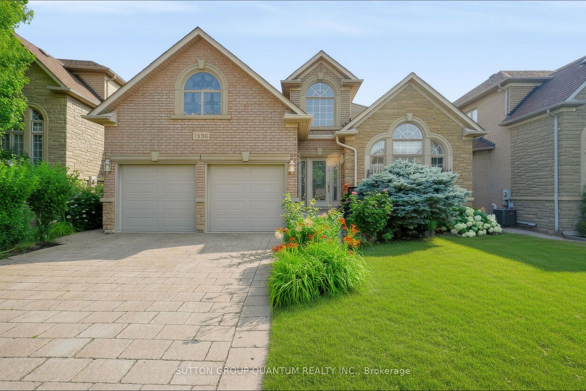 1536 Pinery Crescent, Oakville, On L6h 7j9