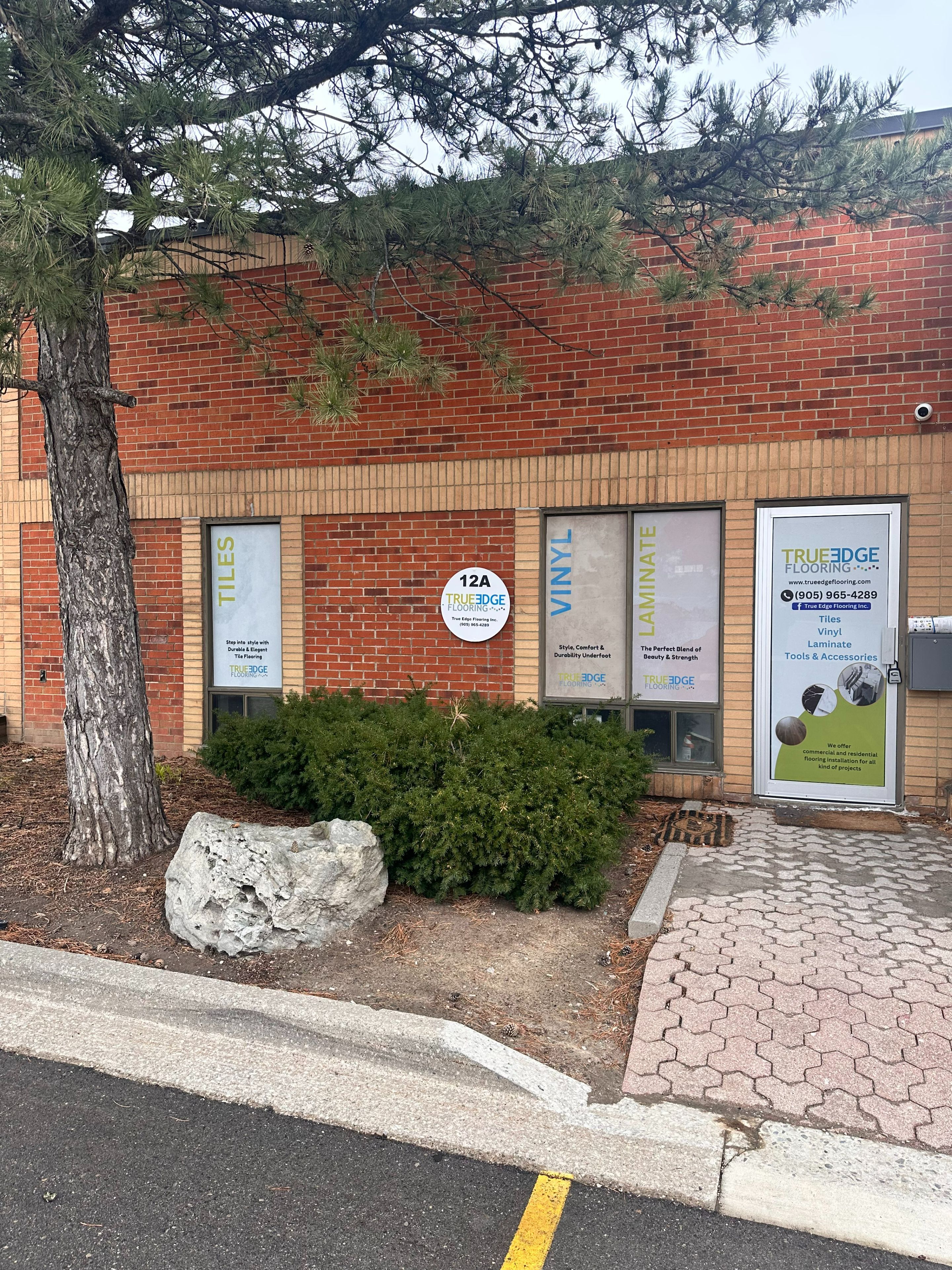 1200 Aerowood Drive 12a, Mississauga, On L4w 2s7
