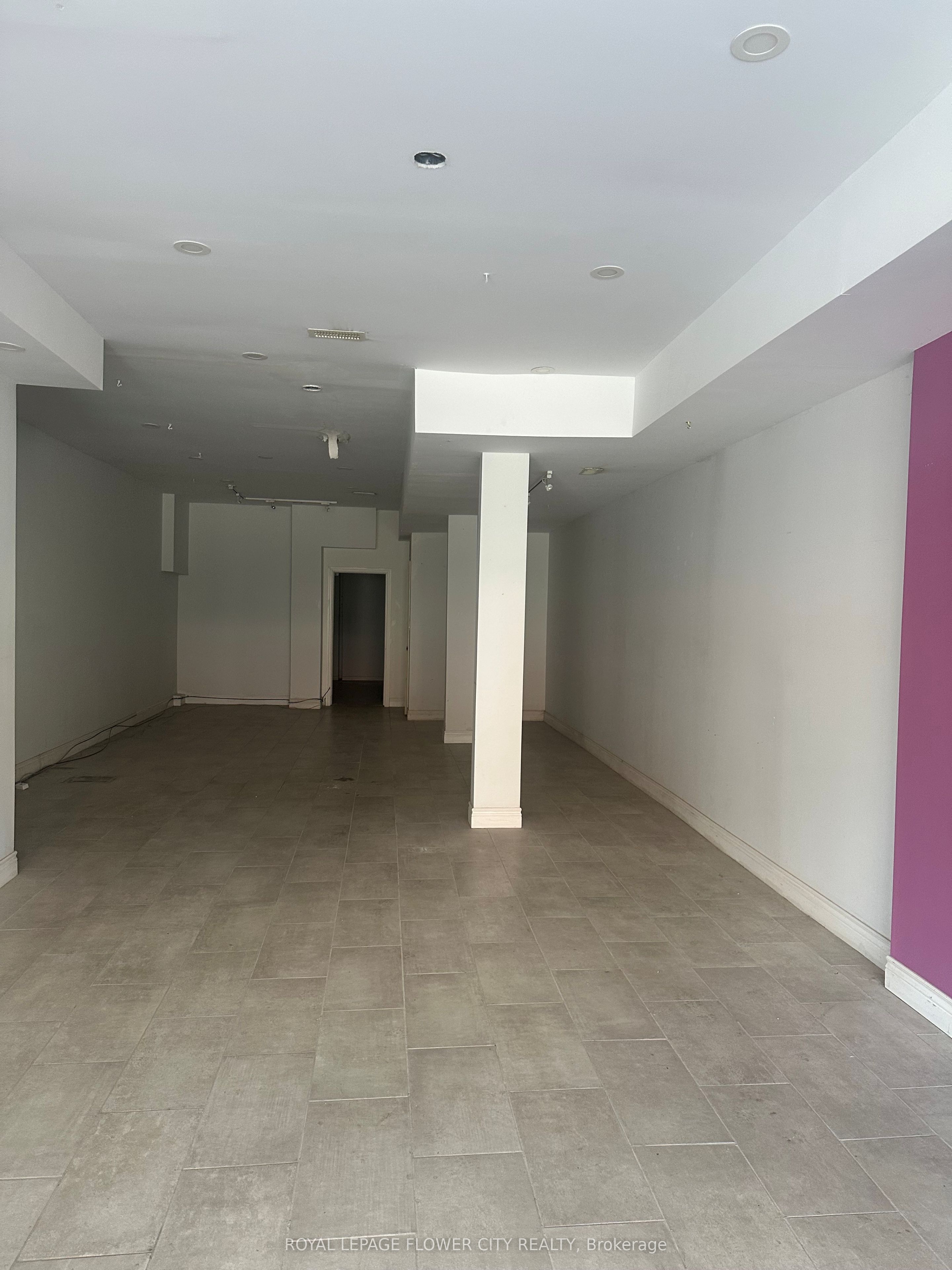 1188 Weston Road, Toronto, On M9m 4p4