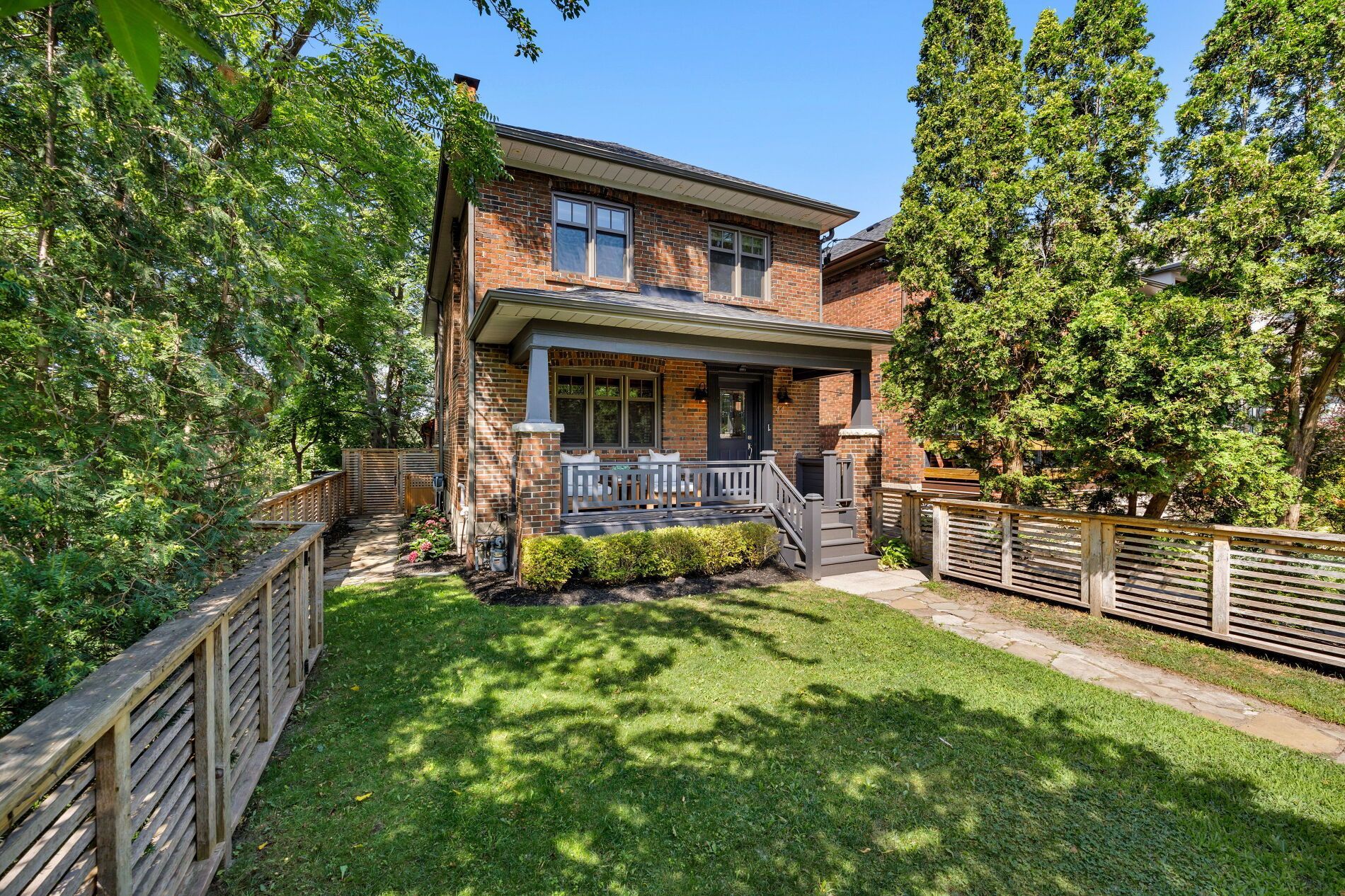 44 Rambert Crescent, Toronto, On M6s 1e6