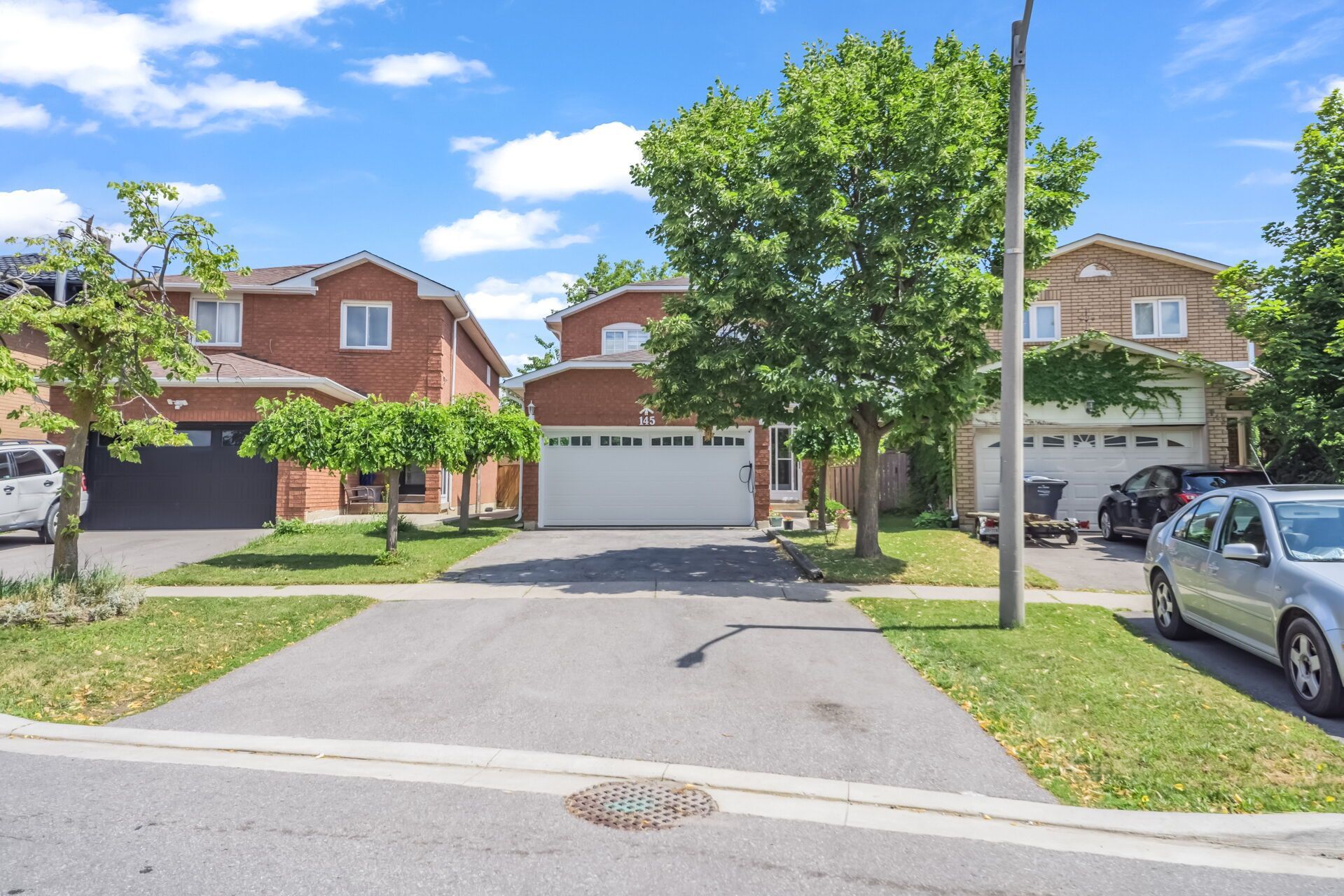 145 Valonia Drive, Brampton, On L6v 4j1