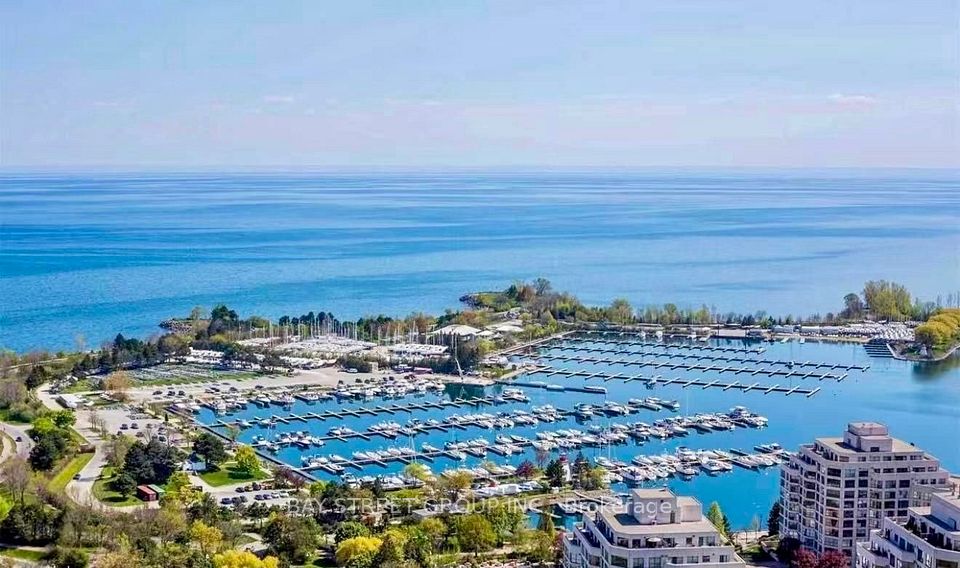 2212 Lake Shore Boulevard W 4304, Toronto, On M8v 0c2