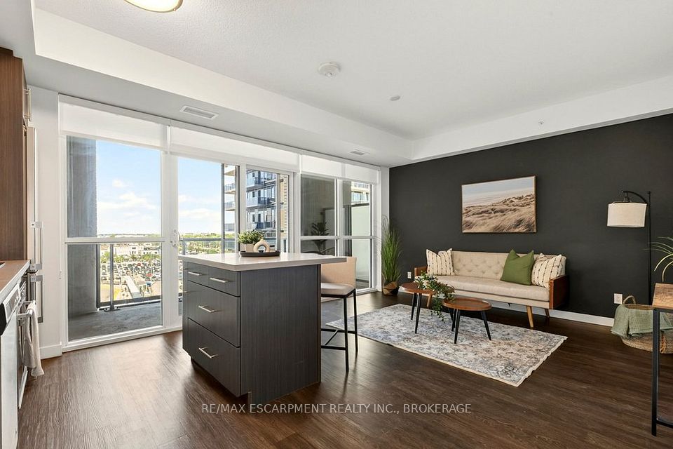 2087 Fairview Street 702, Burlington, On L7r 0e5