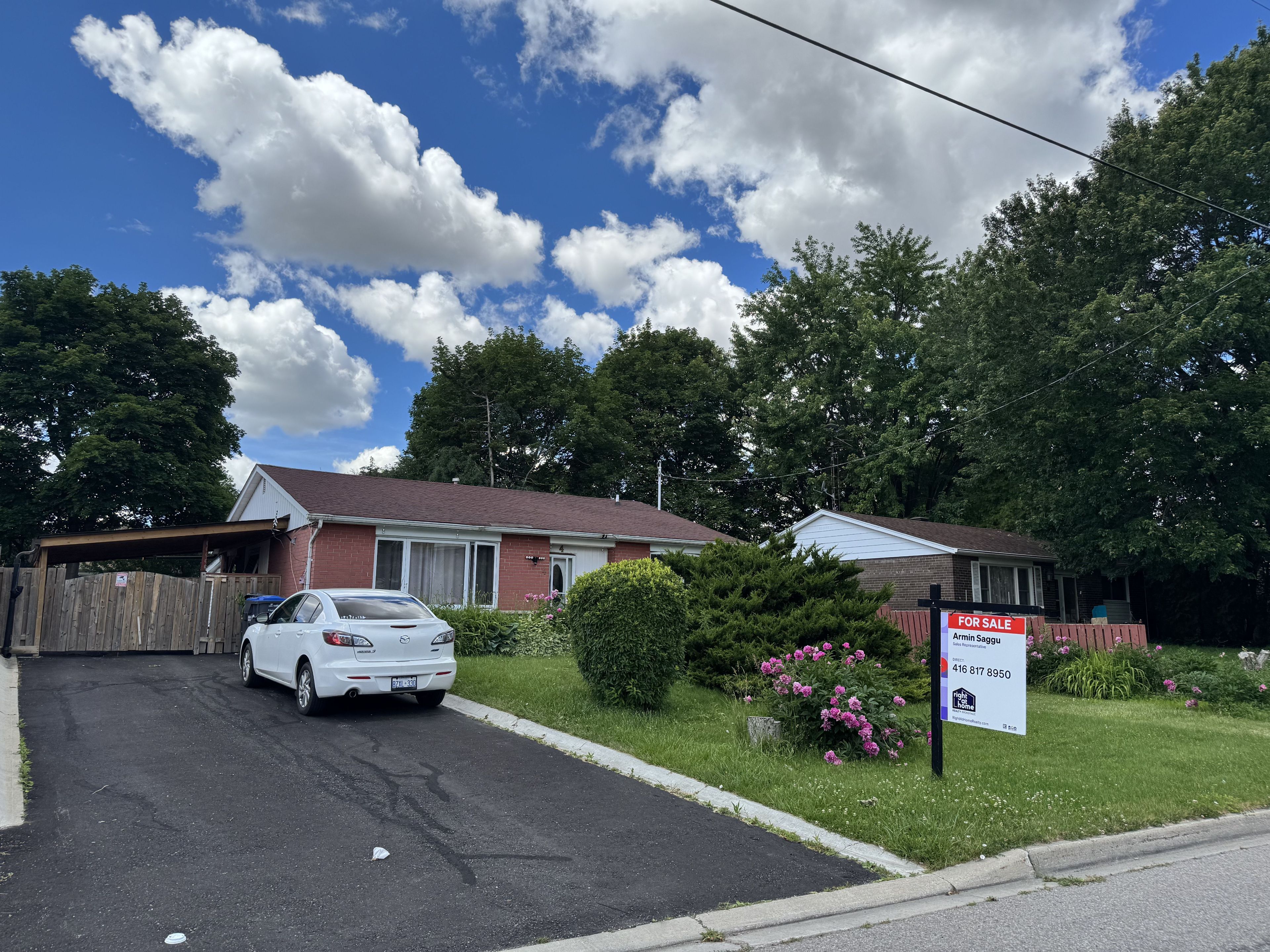 4 Leslie Street, Brampton, On L6x 2j4