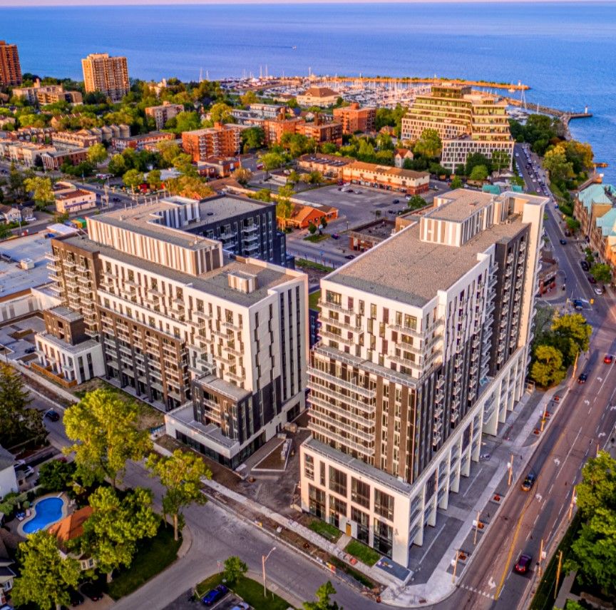 125 Bronte Road A0412, Oakville, On L6l 0h2