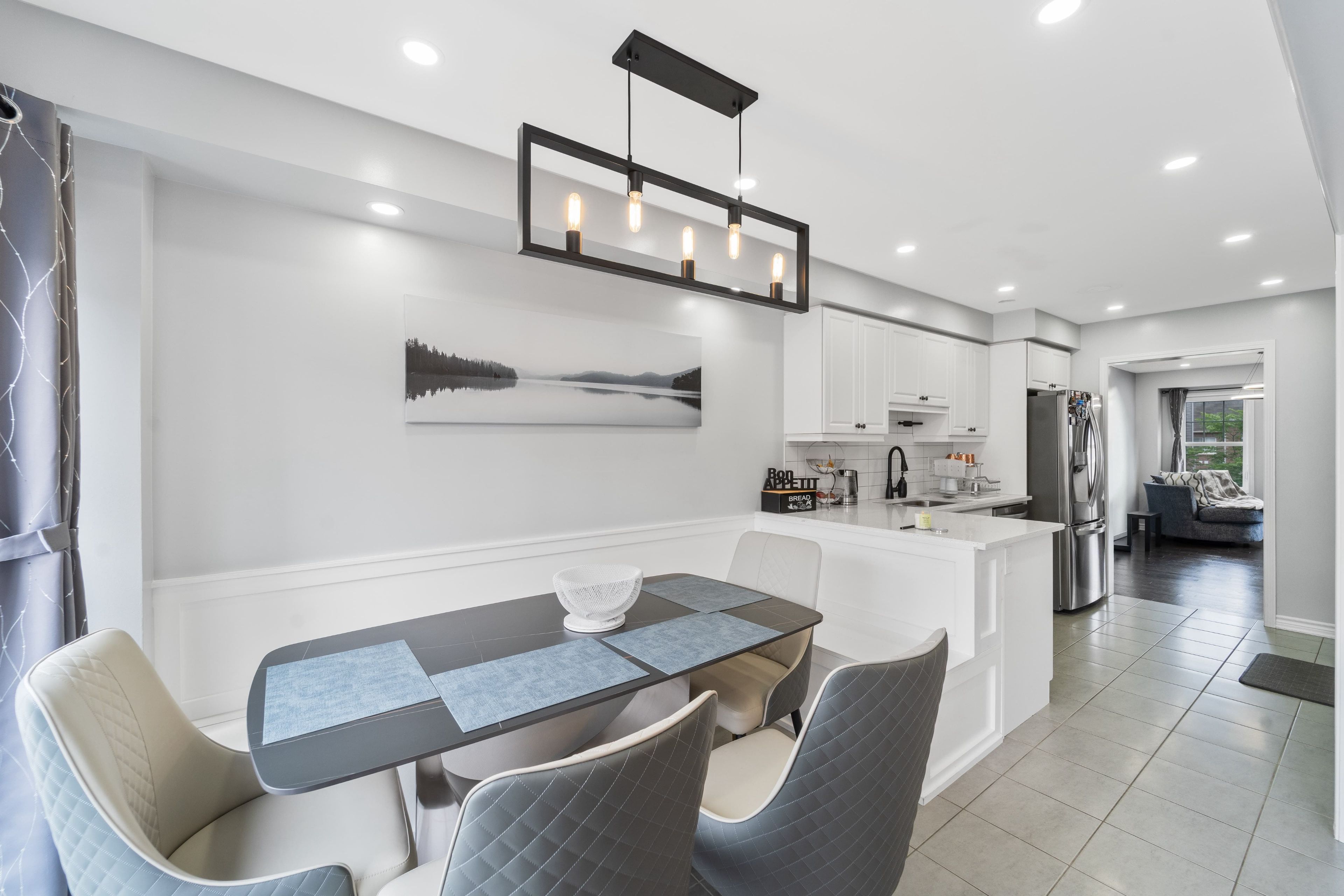 24 Metro Crescent, Brampton, On L7a 0a8